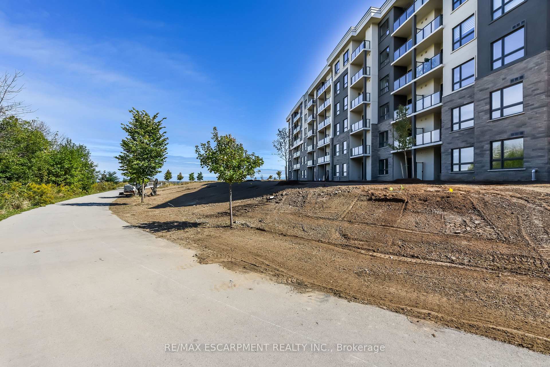 Photo 36 of Unit 123, 101 Shoreview Place, Hamilton, Lakeshore — HOMEH