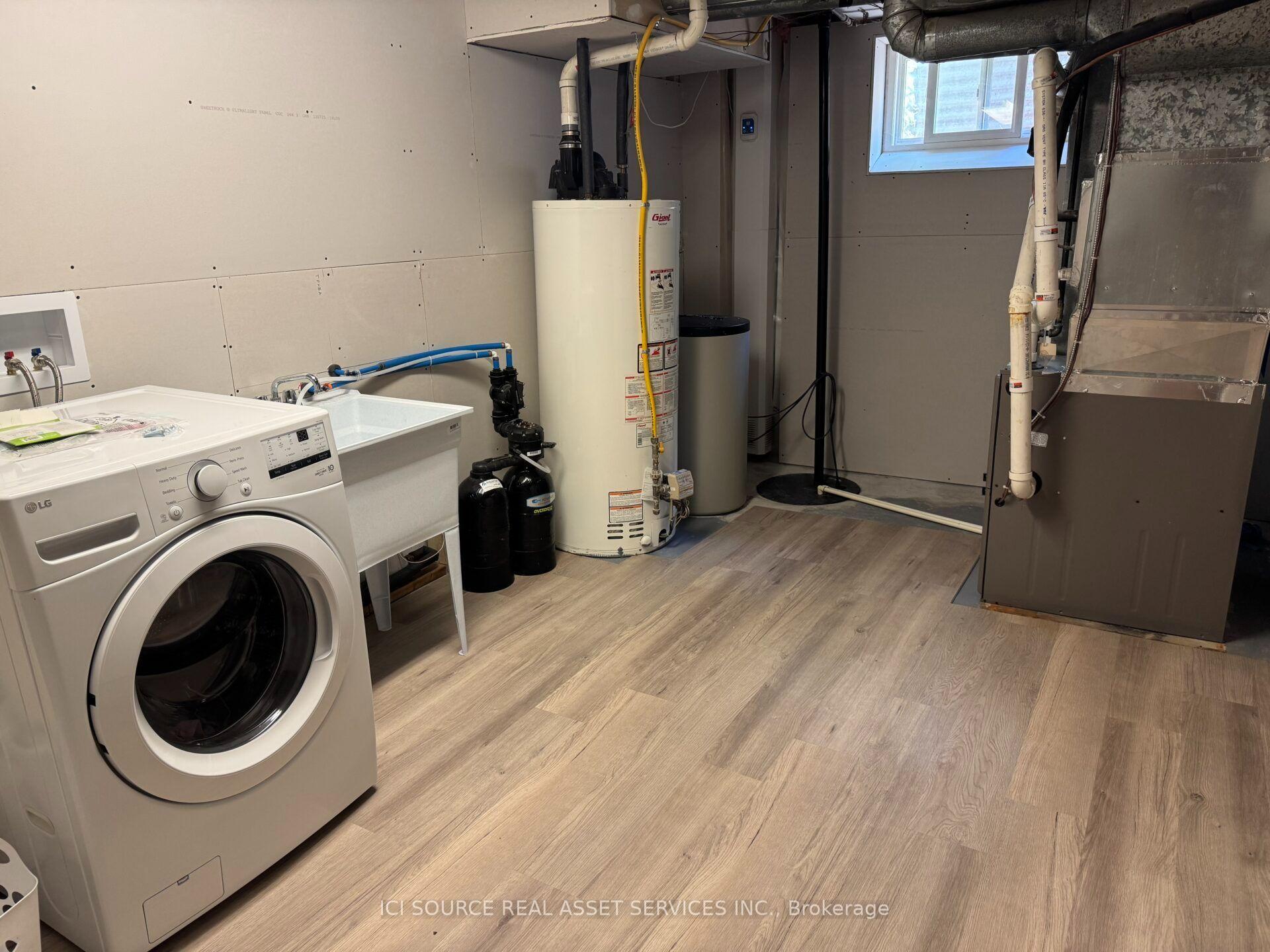 Photo 10 of 95 Melrose Avenue, Wasaga Beach — HOMEH