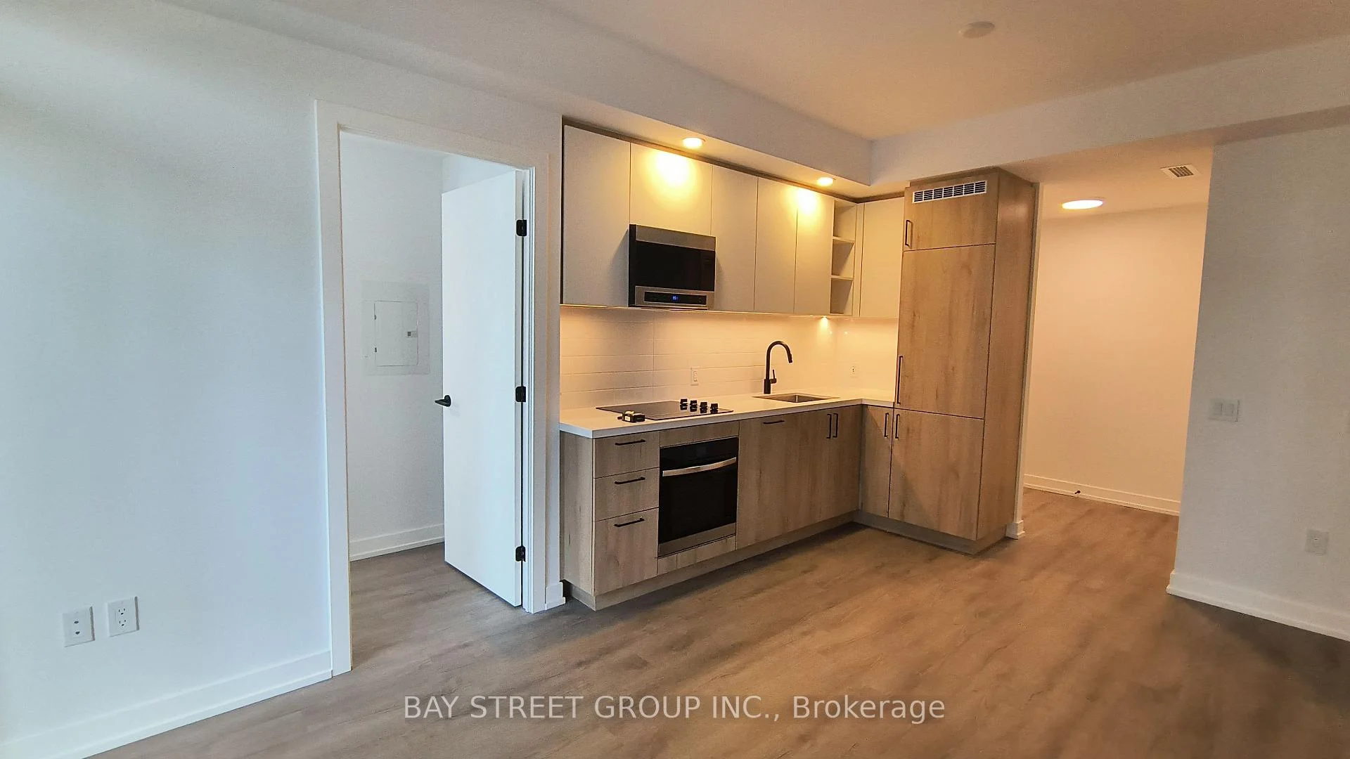 Photo 15 of Unit 1207, 21 Meadowdale Road, Vaughan, Vaughan Corporate Centre — HOMEH
