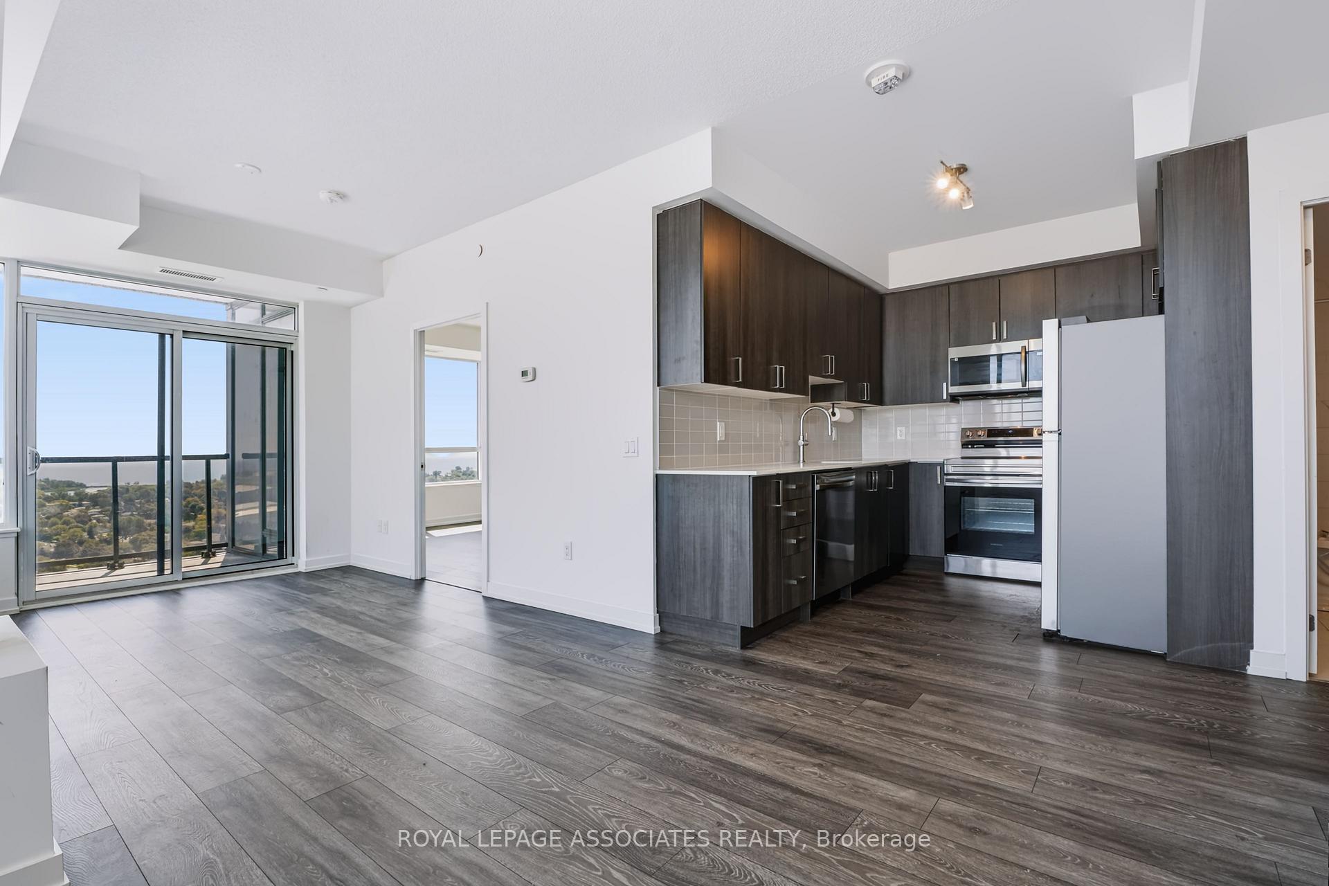Photo 4 of Unit 2302, 1455 Celebration Drive, Pickering, Bay Ridges — HOMEH