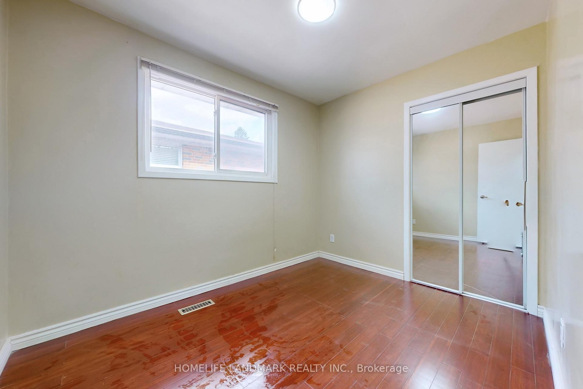 Photo 14 of 225 Pineway Boulevard, North York, Bayview Woods-Steeles — HOMEH