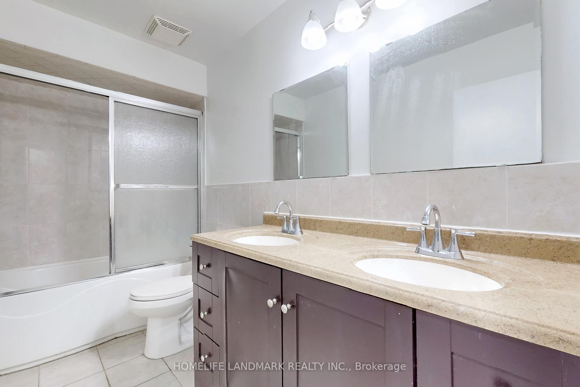 Photo 17 of 225 Pineway Boulevard, North York, Bayview Woods-Steeles — HOMEH