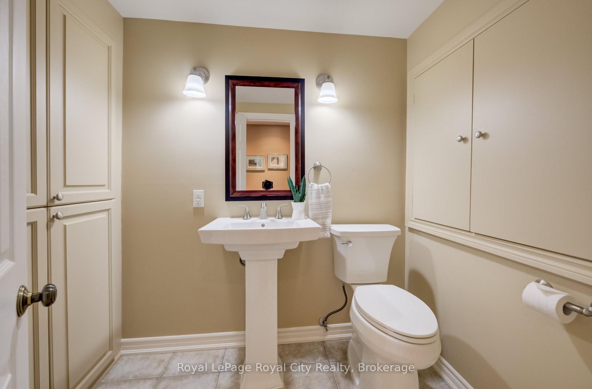 Photo 28 of 24 Maplewood Drive, Guelph, Dovercliffe Park/Old University — HOMEH