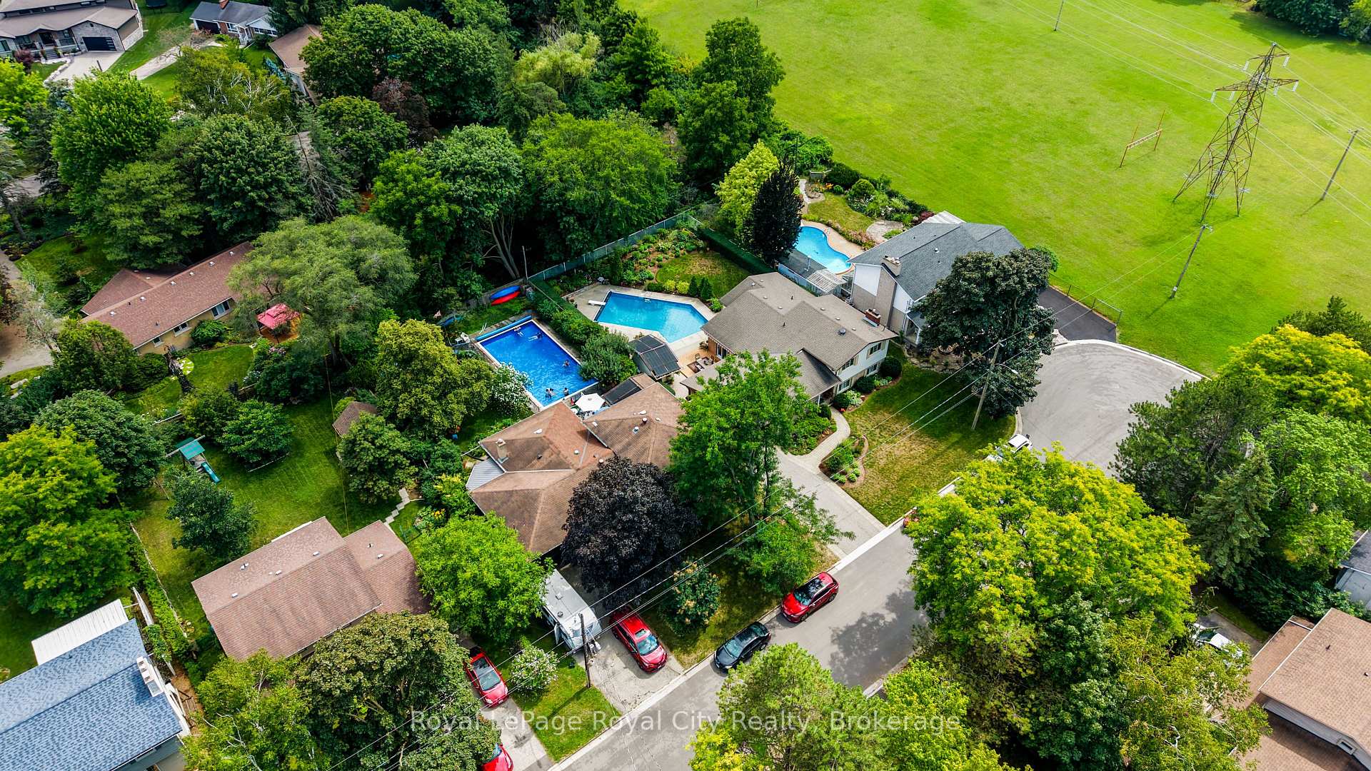 Photo 31 of 24 Maplewood Drive, Guelph, Dovercliffe Park/Old University — HOMEH