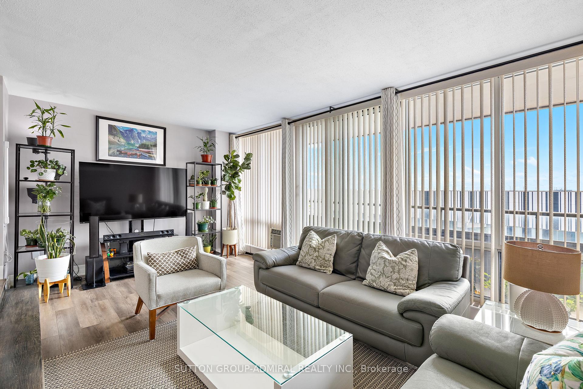 Photo 12 of Unit 513, 1 Four Winds Drive, North York, York University Heights — HOMEH