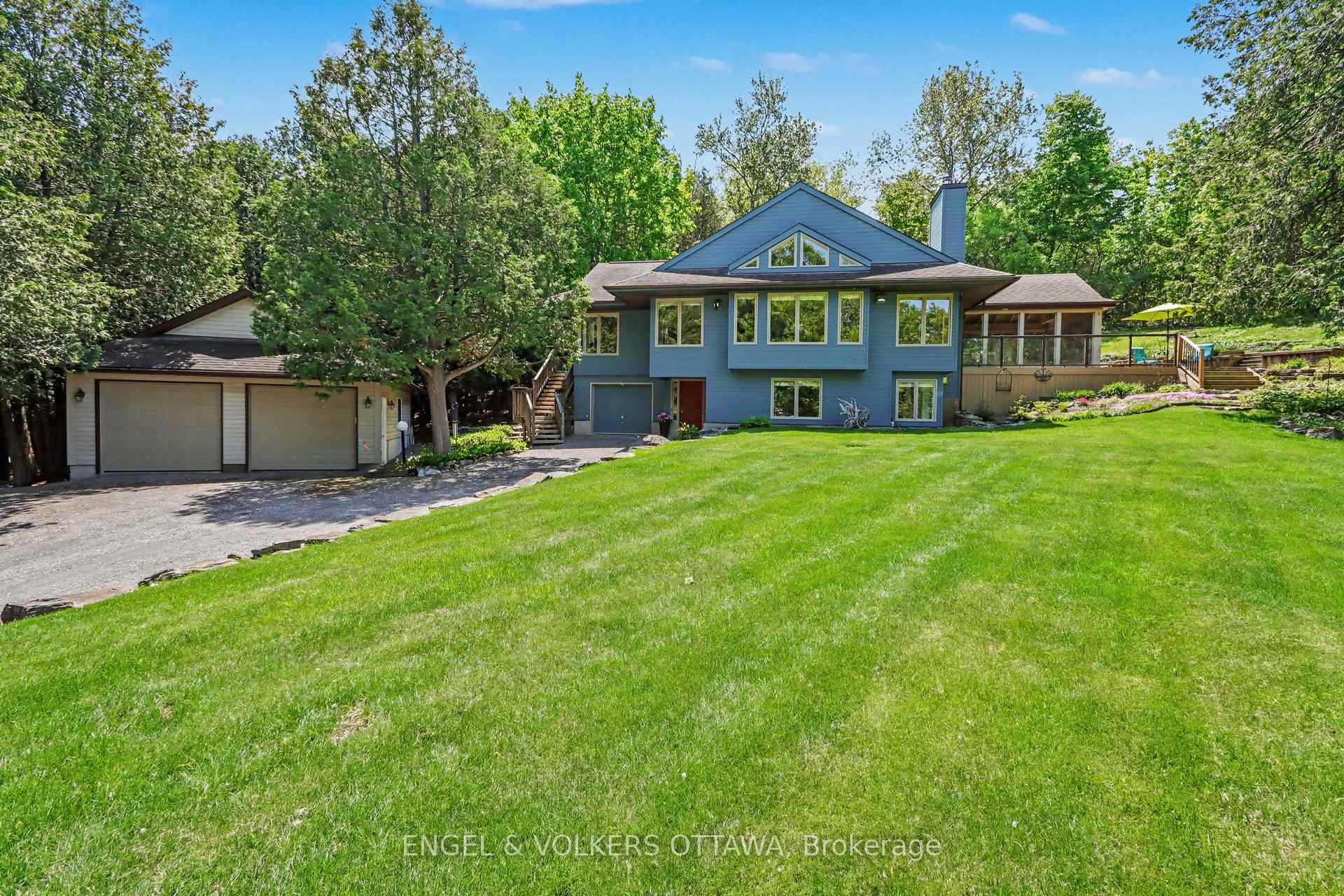Photo 6 of 4637 Northwoods Drive, Ottawa, Constance Bay — HOMEH