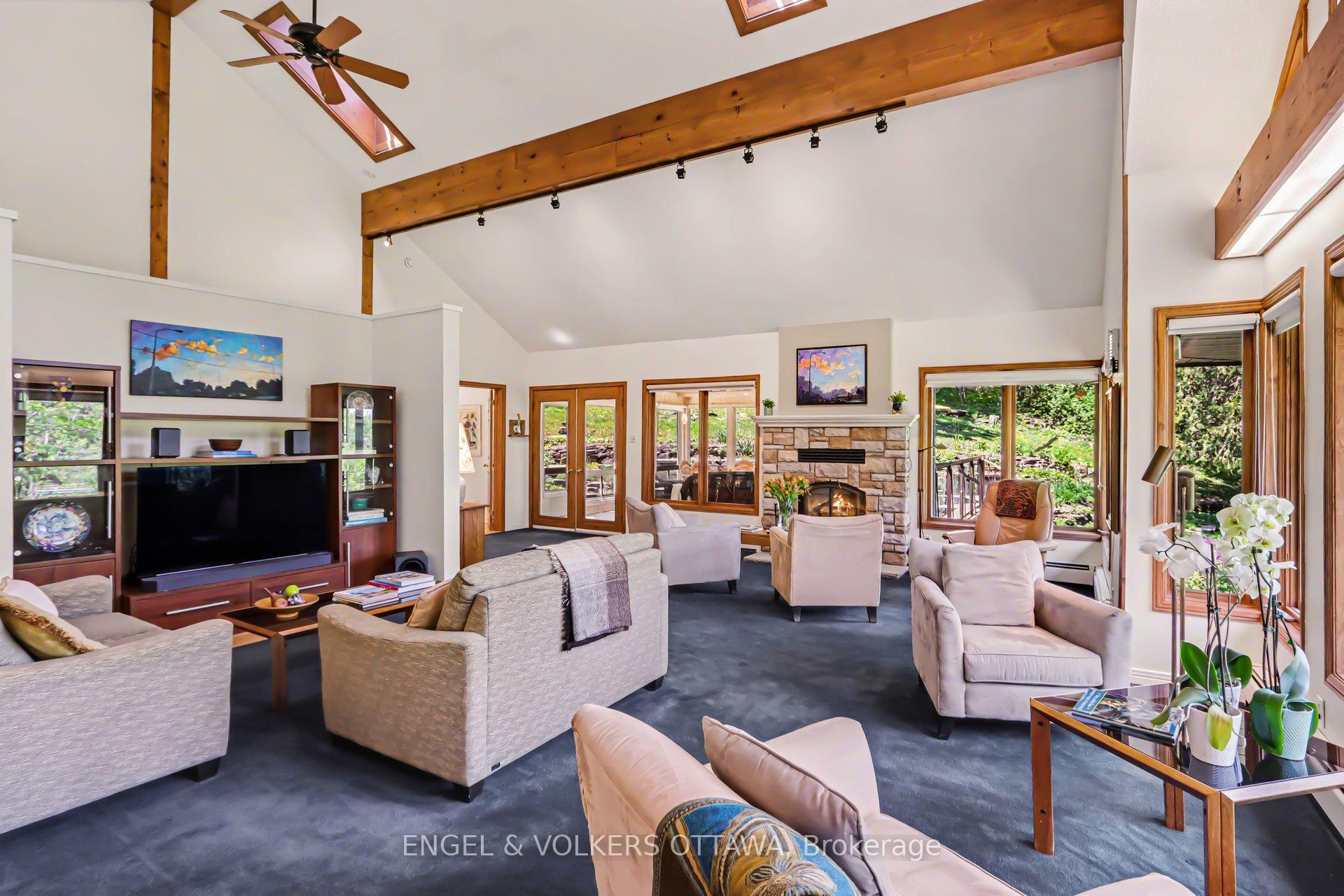 Photo 17 of 4637 Northwoods Drive, Ottawa, Constance Bay — HOMEH