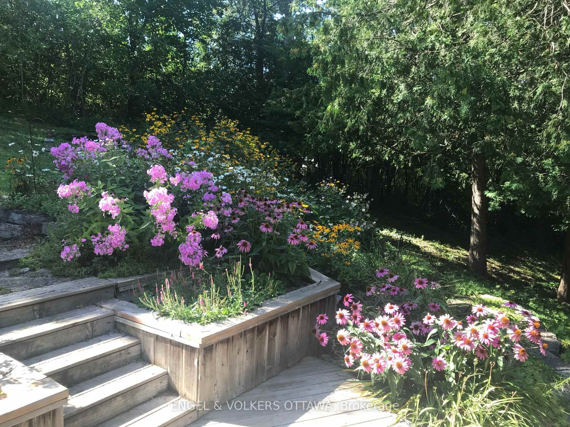Photo 33 of 4637 Northwoods Drive, Ottawa, Constance Bay — HOMEH