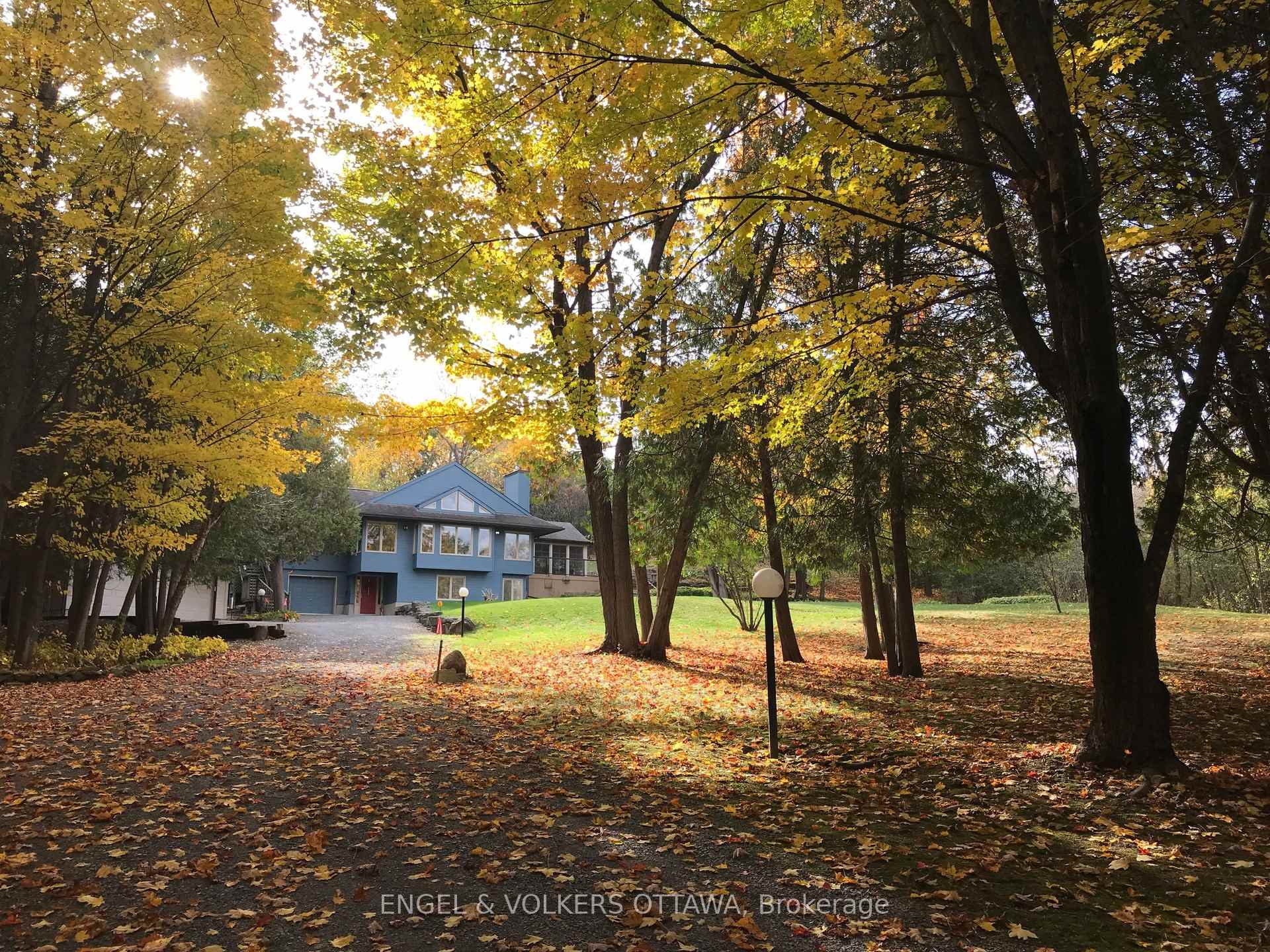 Photo 41 of 4637 Northwoods Drive, Ottawa, Constance Bay — HOMEH