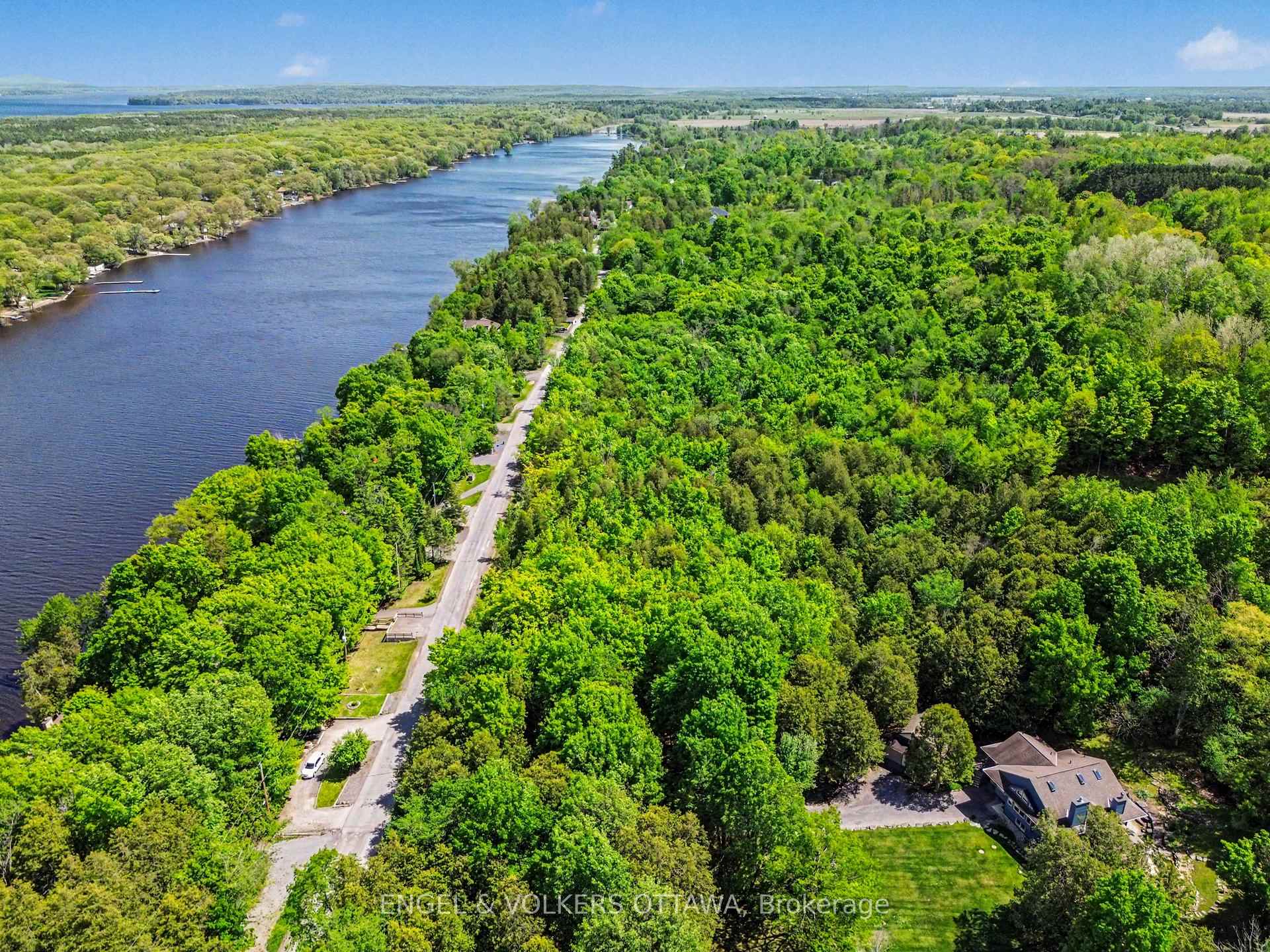 Photo 45 of 4637 Northwoods Drive, Ottawa, Constance Bay — HOMEH