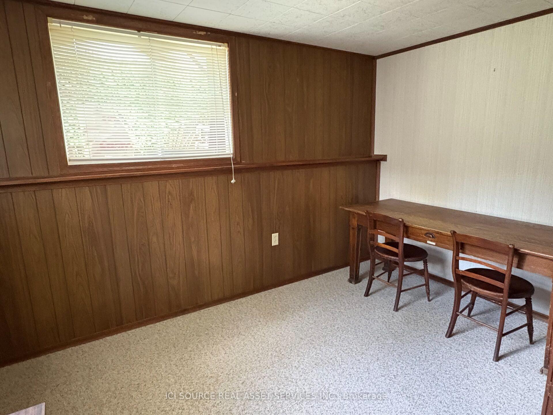 Photo 22 of 9440 Chestnut Drive, Windsor — HOMEH