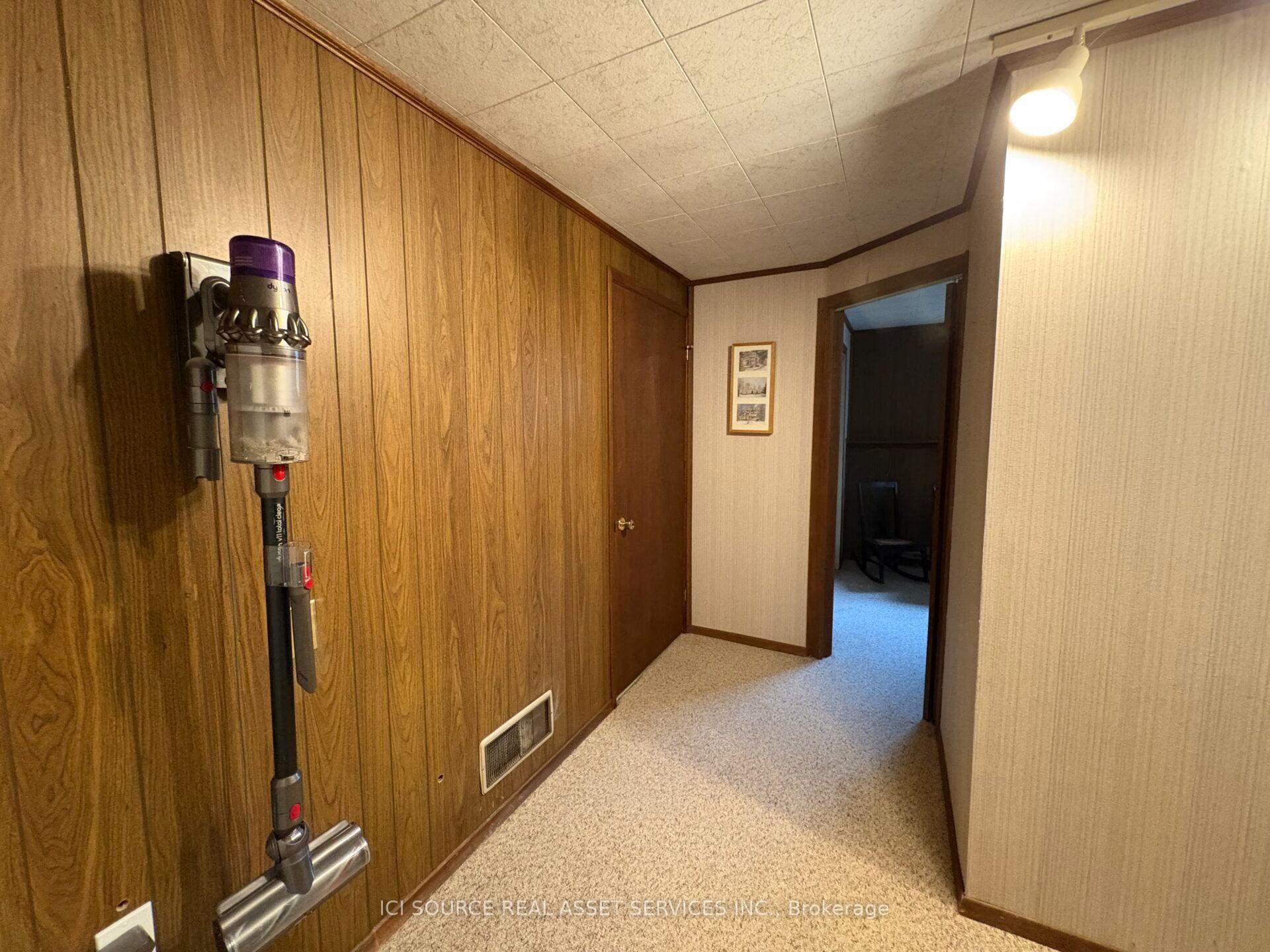 Photo 23 of 9440 Chestnut Drive, Windsor — HOMEH
