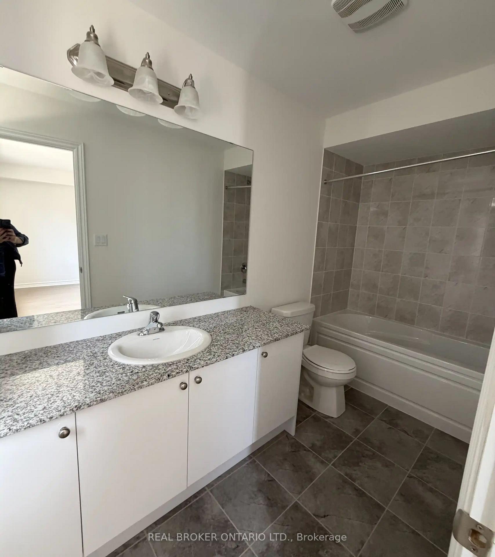 Photo 15 of 22 Brethet Heights, New Tecumseth, Beeton — HOMEH