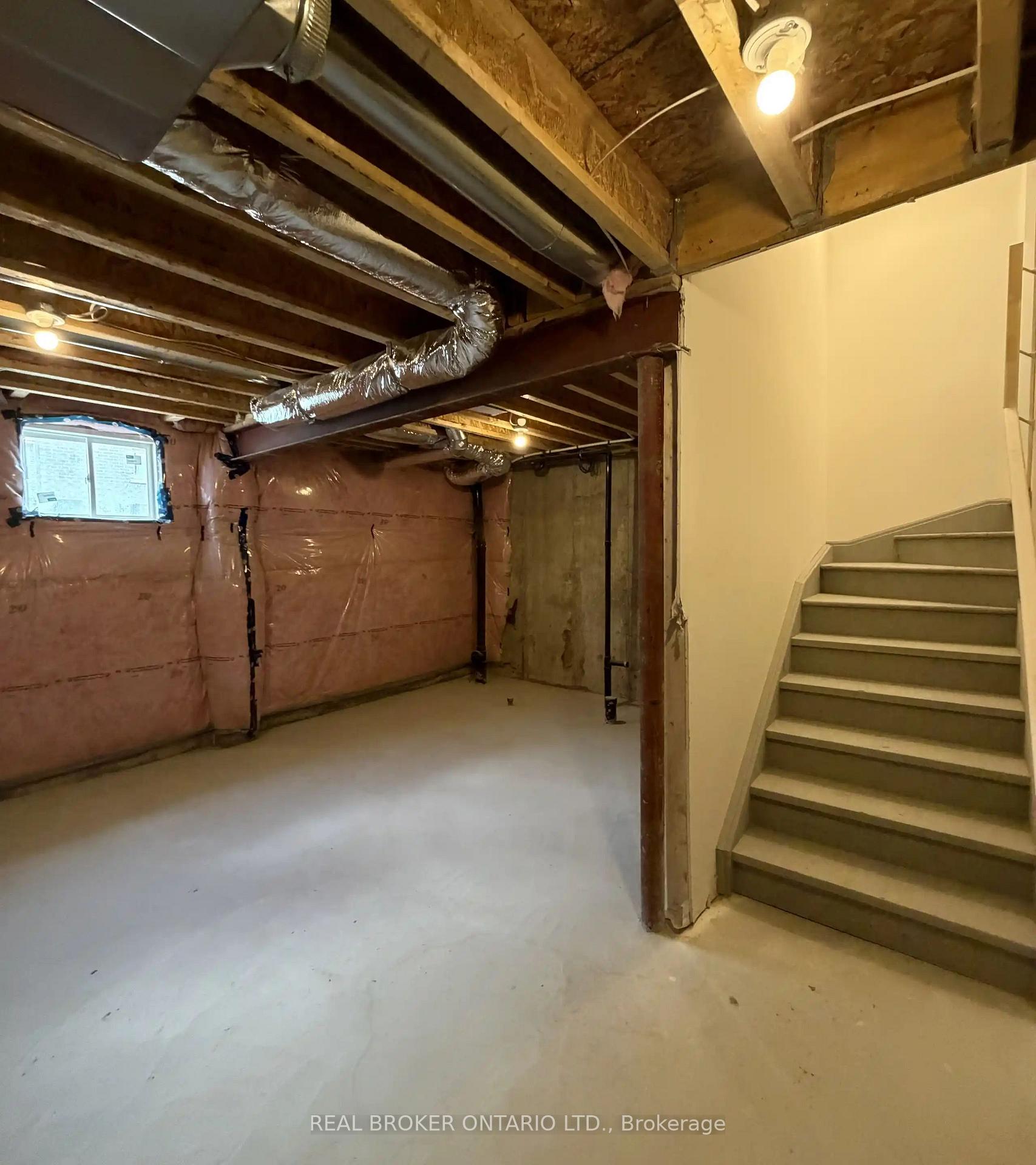 Photo 20 of 22 Brethet Heights, New Tecumseth, Beeton — HOMEH