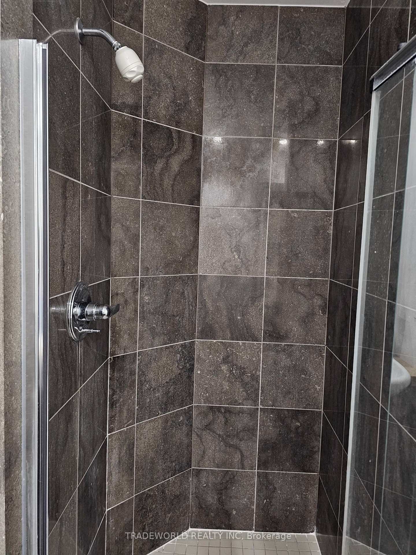 Photo 9 of Unit 3505, 208 Queens Quay W, Toronto, Waterfront Communities — HOMEH