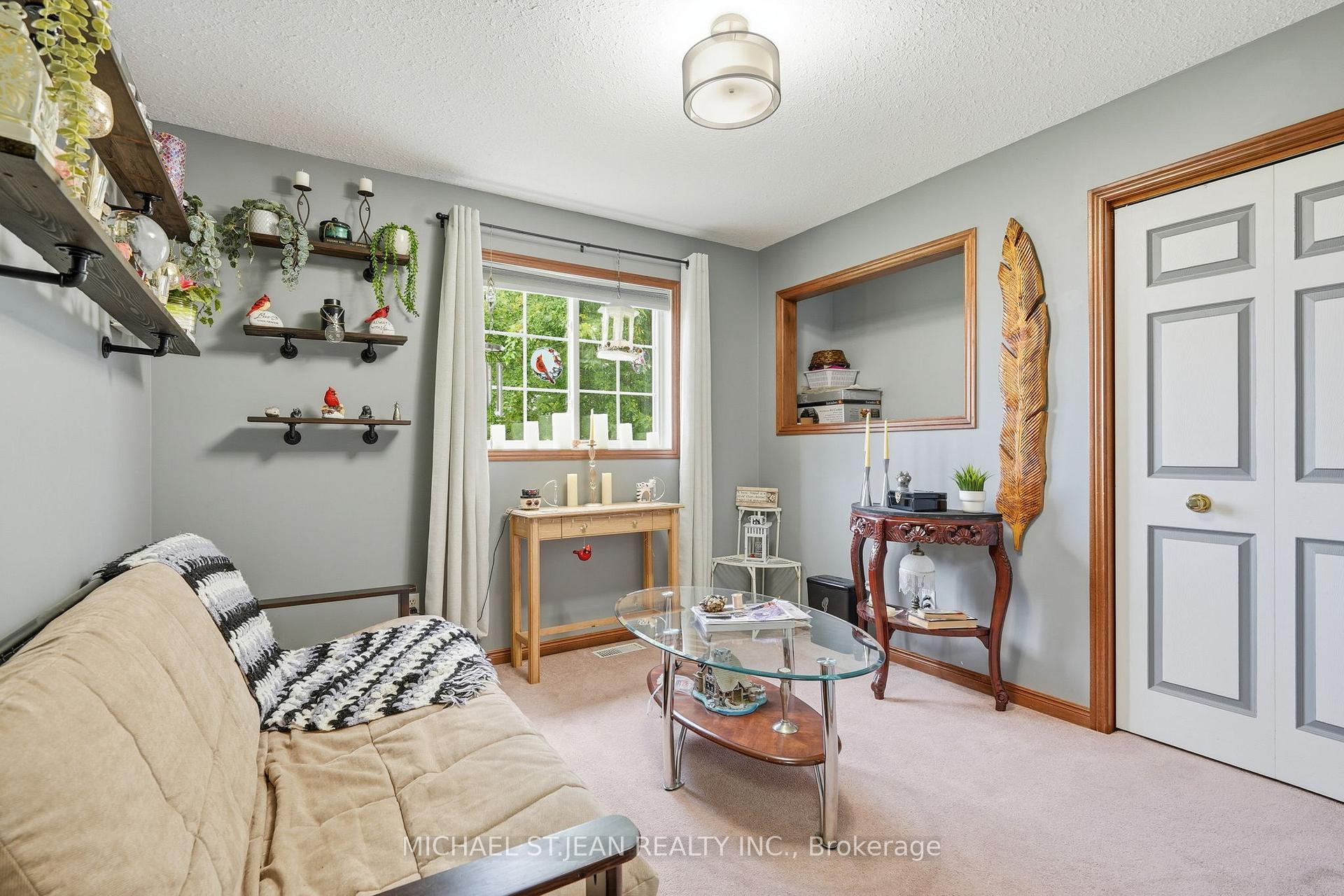 Photo 22 of 3557 Grimsby Road, Grimsby, Grimsby Escarpment — HOMEH
