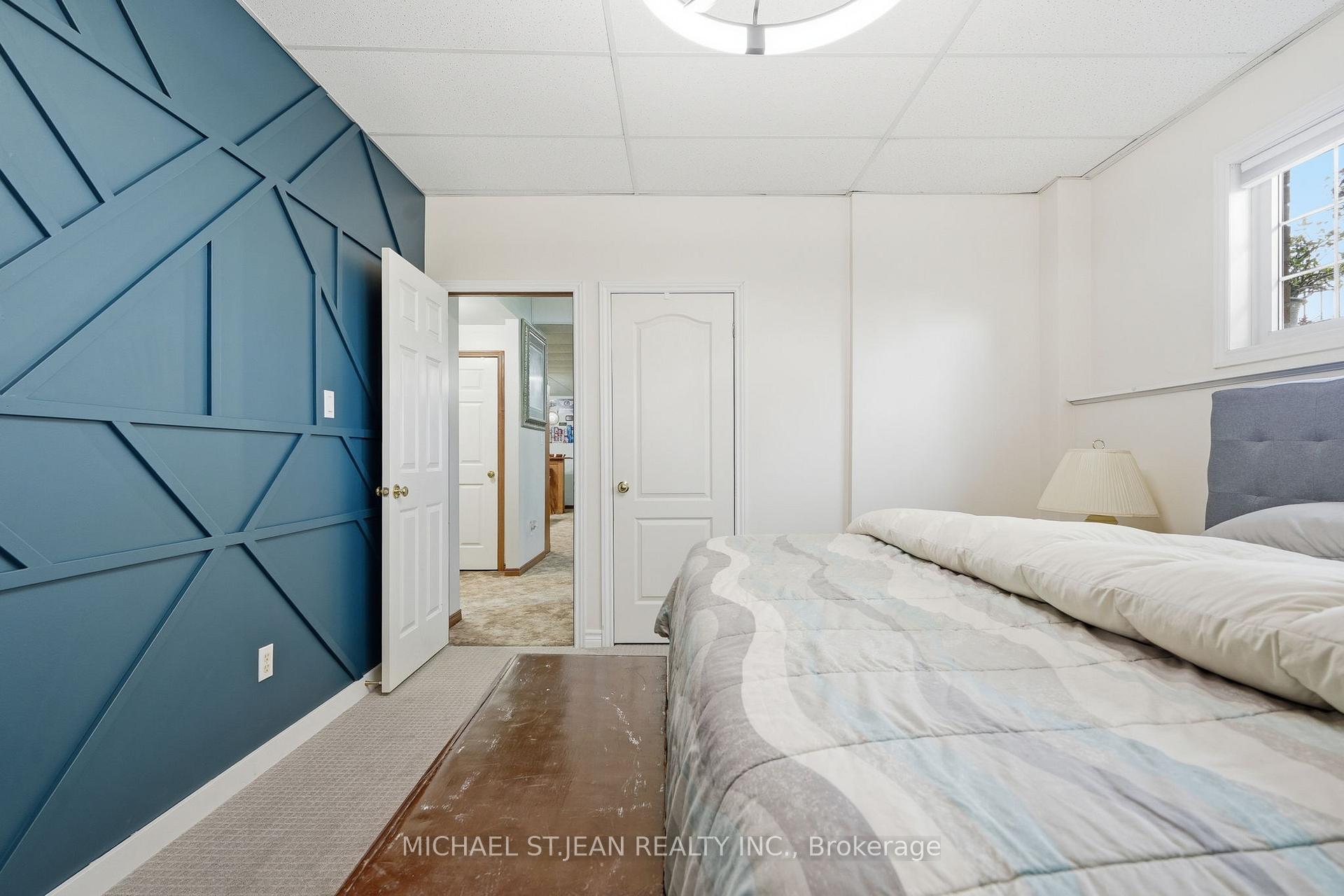Photo 32 of 3557 Grimsby Road, Grimsby, Grimsby Escarpment — HOMEH