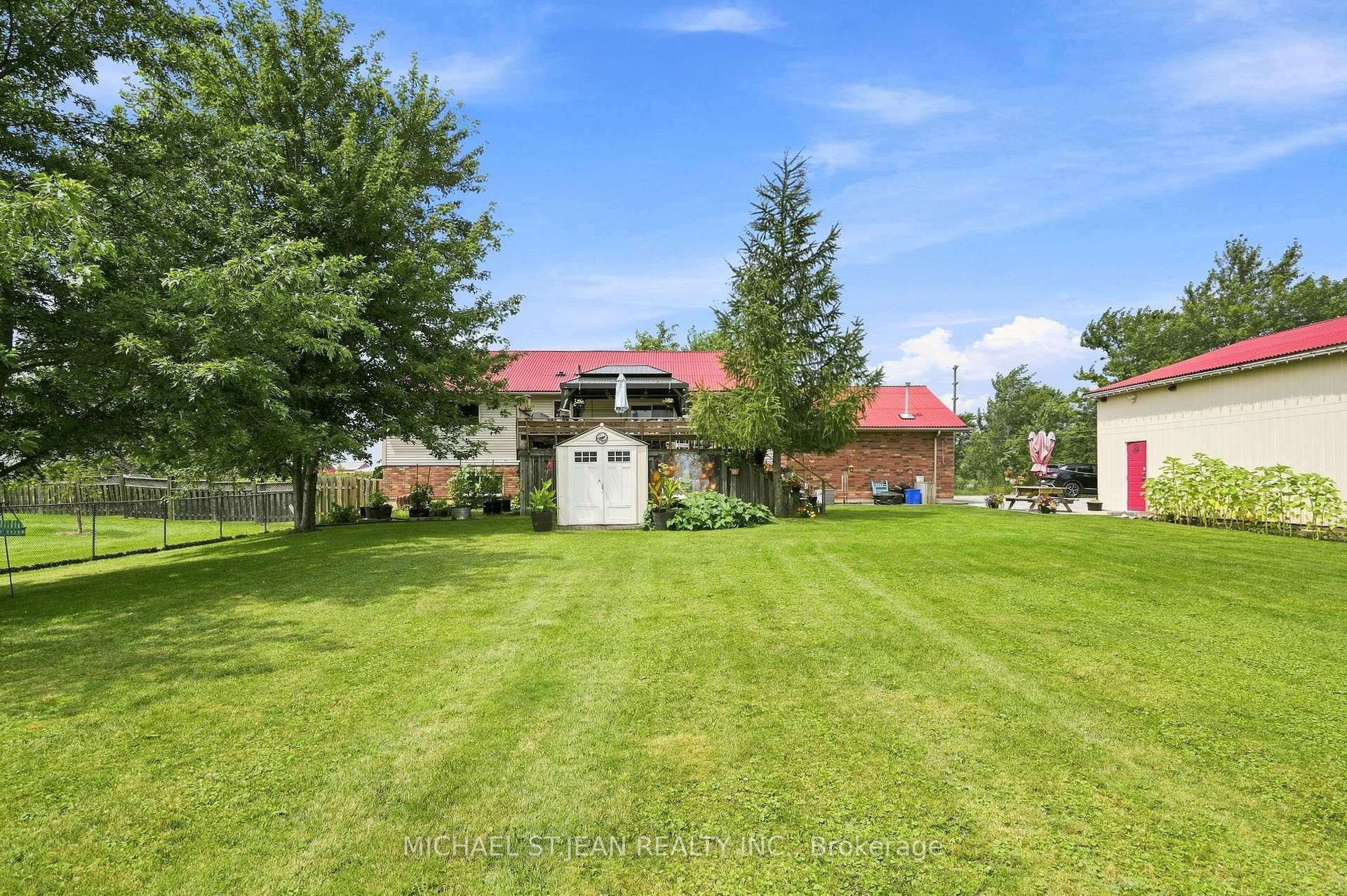 Photo 43 of 3557 Grimsby Road, Grimsby, Grimsby Escarpment — HOMEH