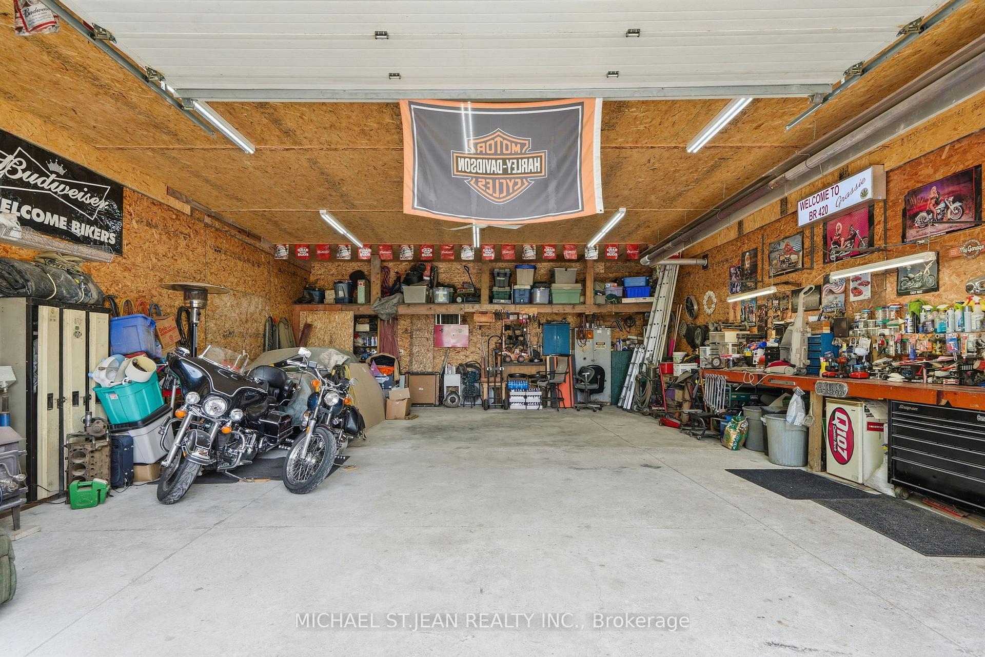 Photo 46 of 3557 Grimsby Road, Grimsby, Grimsby Escarpment — HOMEH