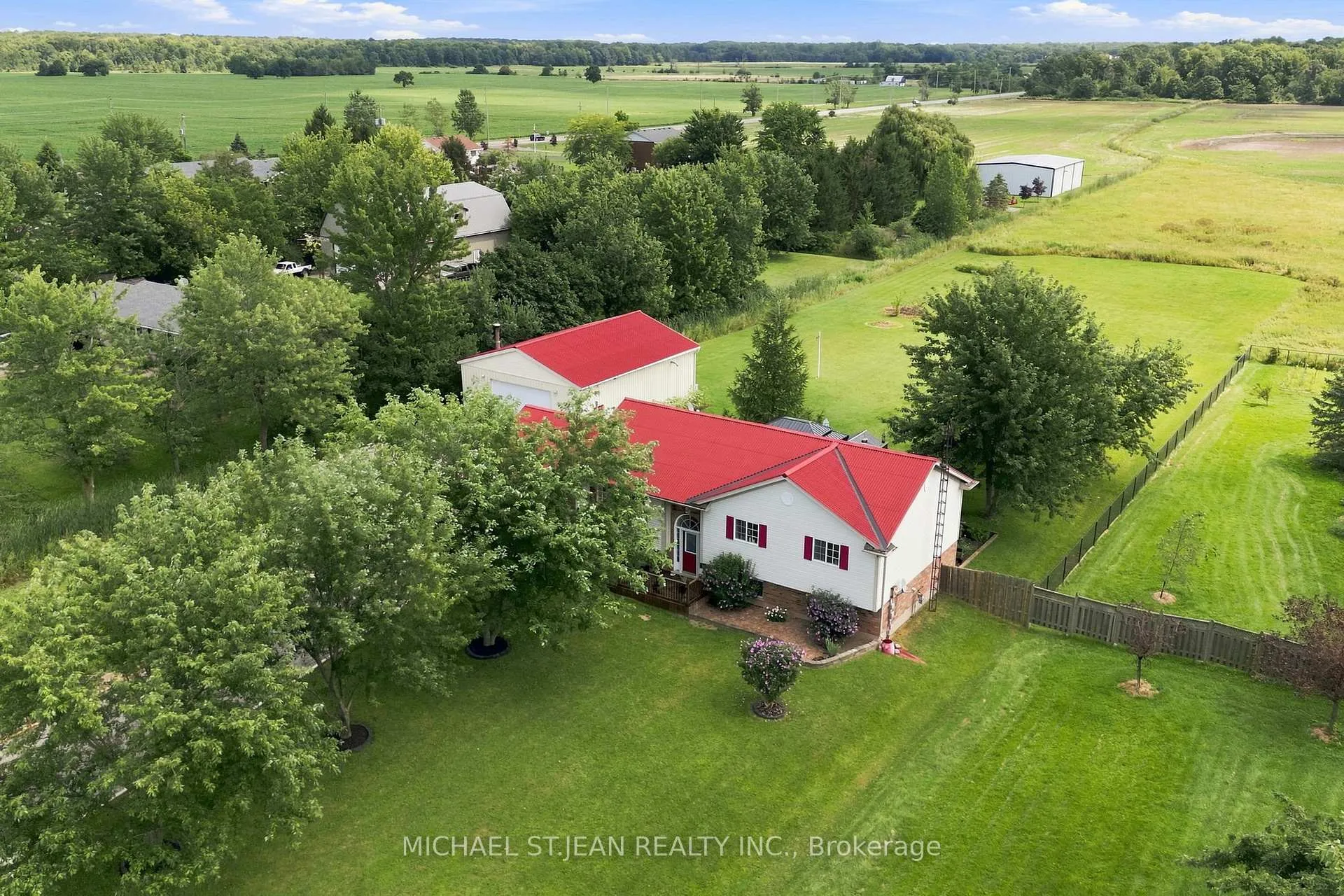Photo 47 of 3557 Grimsby Road, Grimsby, Grimsby Escarpment — HOMEH