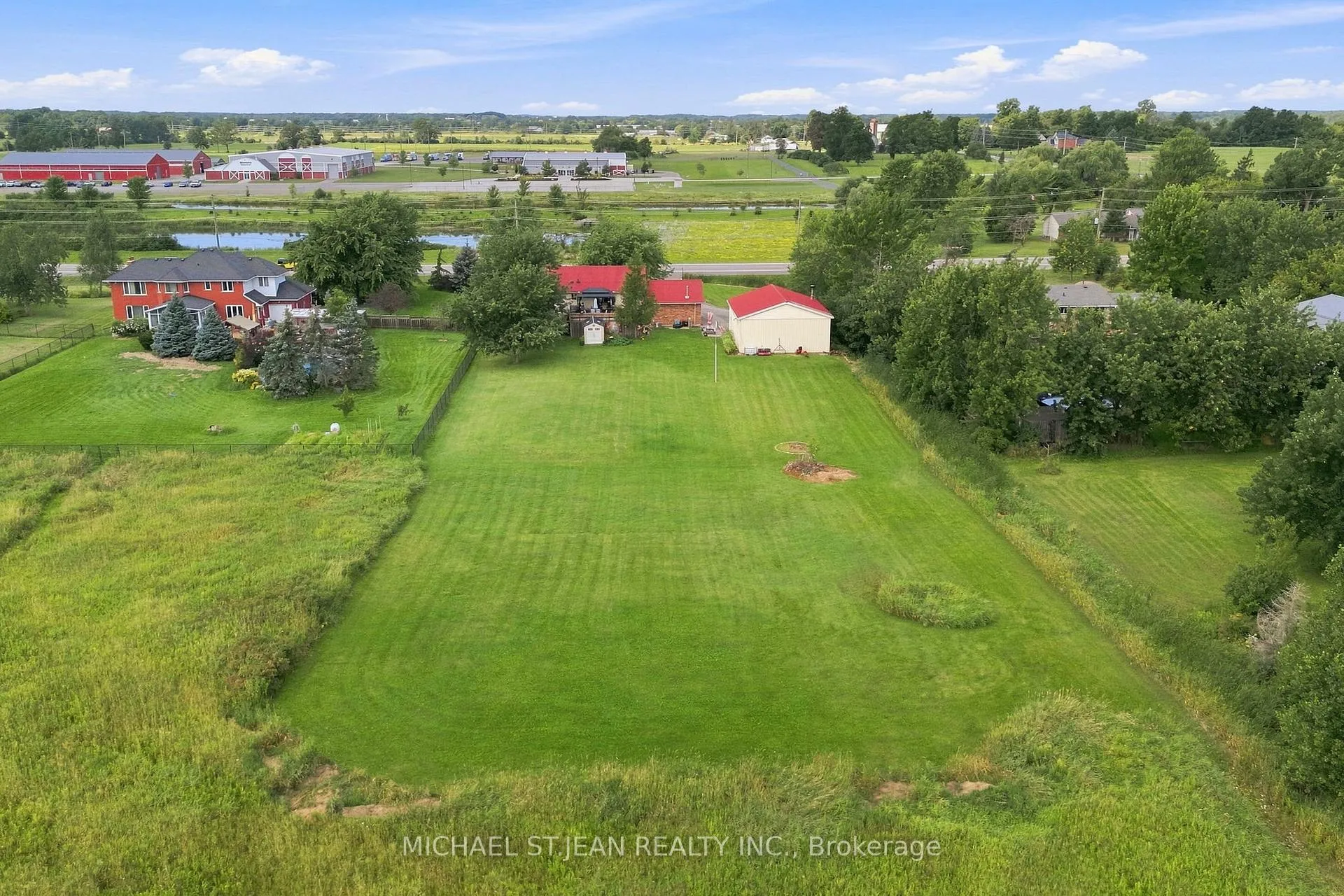 Photo 49 of 3557 Grimsby Road, Grimsby, Grimsby Escarpment — HOMEH