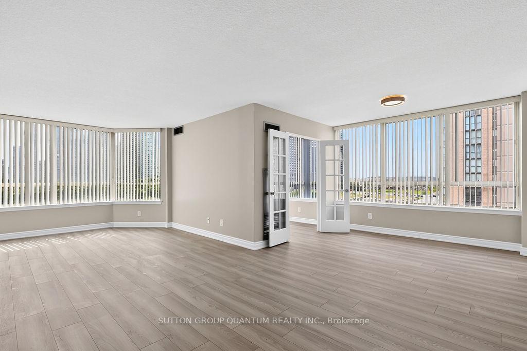 Photo 13 of Unit 709, 3605 Kariya Drive, Mississauga, City Centre — HOMEH