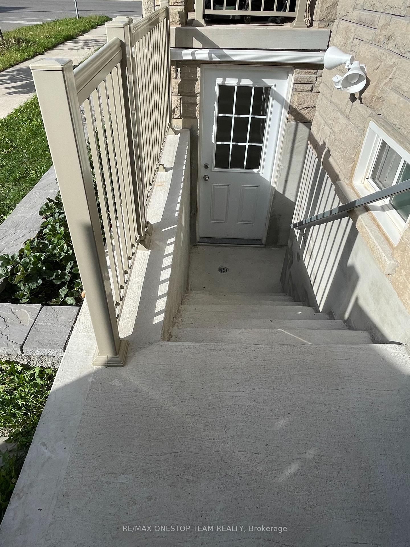 Photo 4 of Unit Lower, 3117 River Rock Path, Oakville, Joshua Meadows — HOMEH