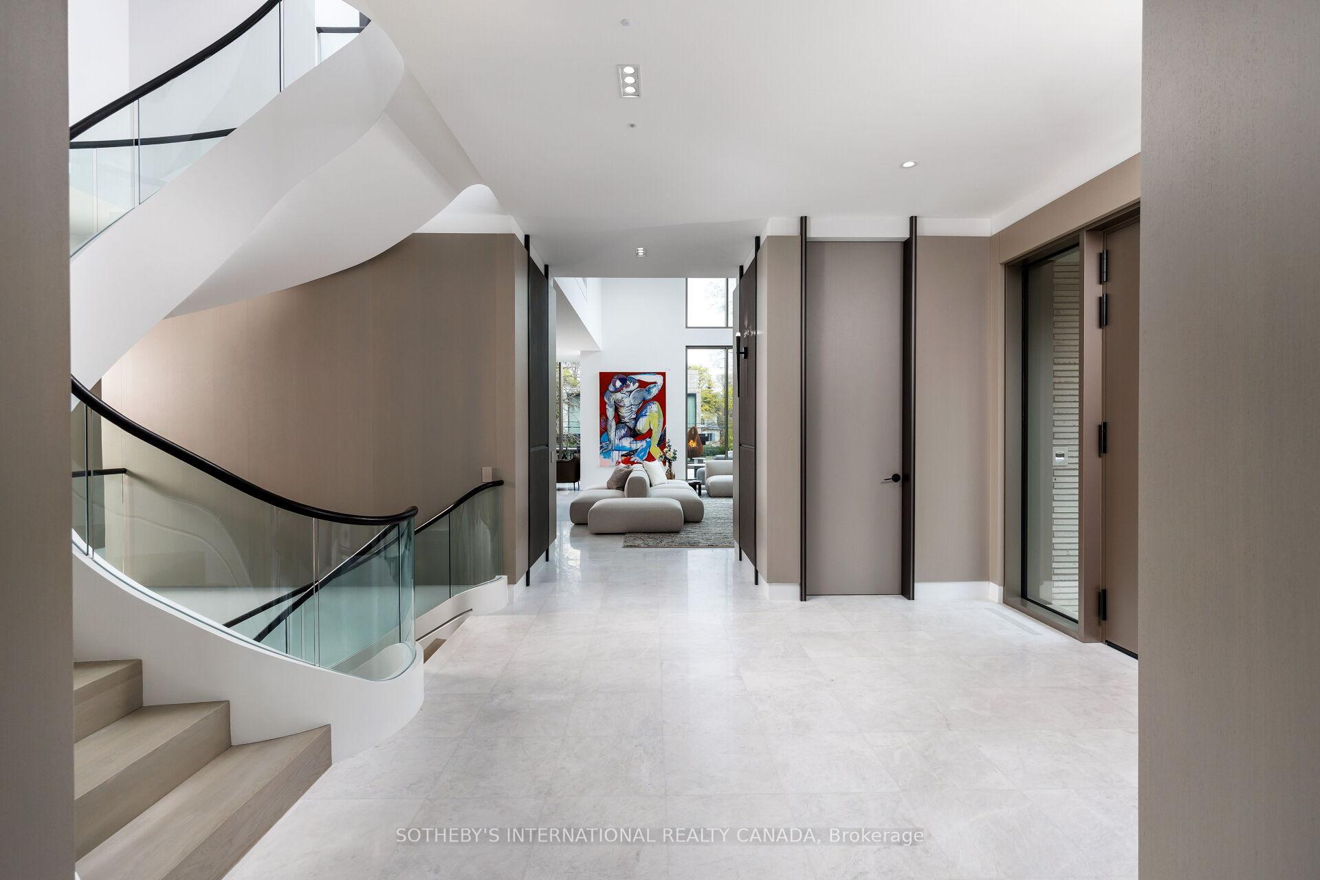 Photo 14 of 211 Dunvegan Road, Toronto, Forest Hill South — HOMEH