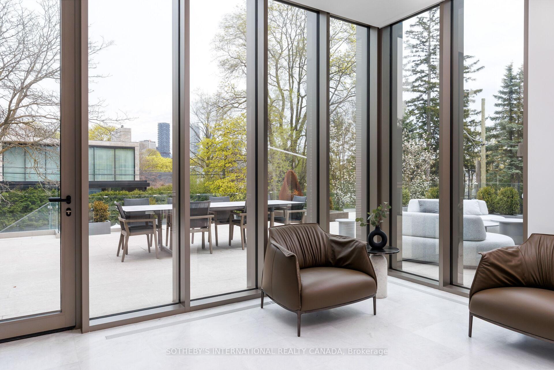 Photo 19 of 211 Dunvegan Road, Toronto, Forest Hill South — HOMEH