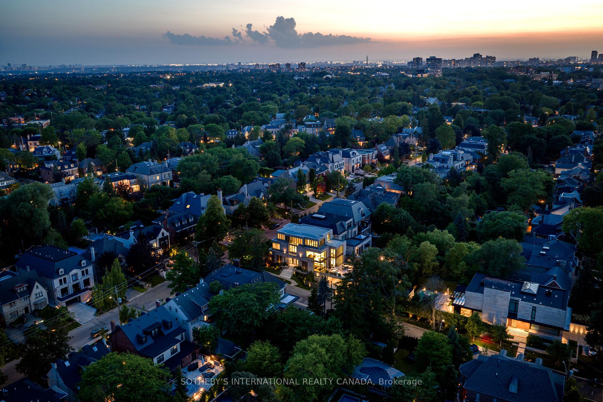 Photo 56 of 211 Dunvegan Road, Toronto, Forest Hill South — HOMEH