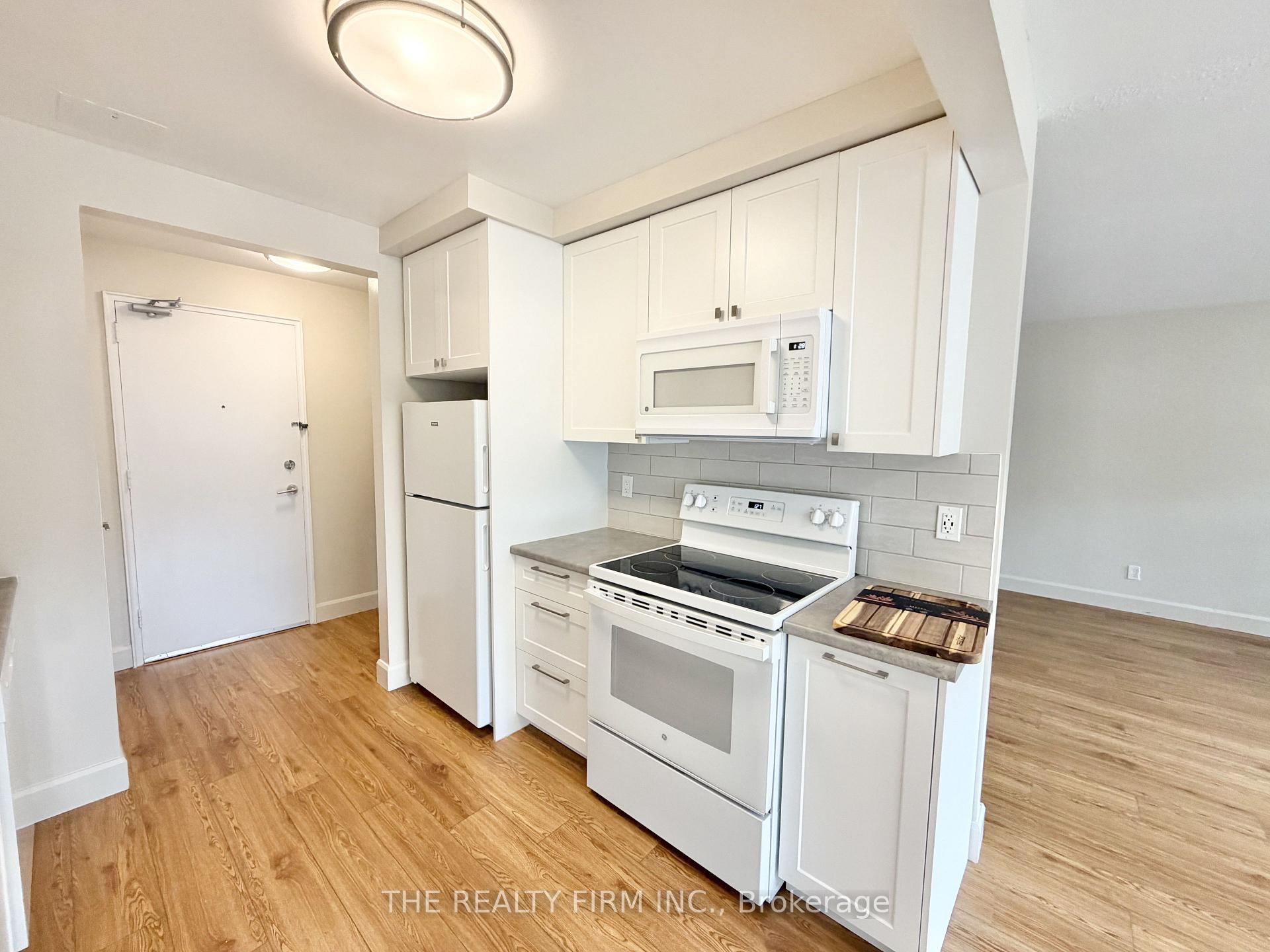 Photo 7 of Unit 209, 10 Beechwood Place, London, South F — HOMEH