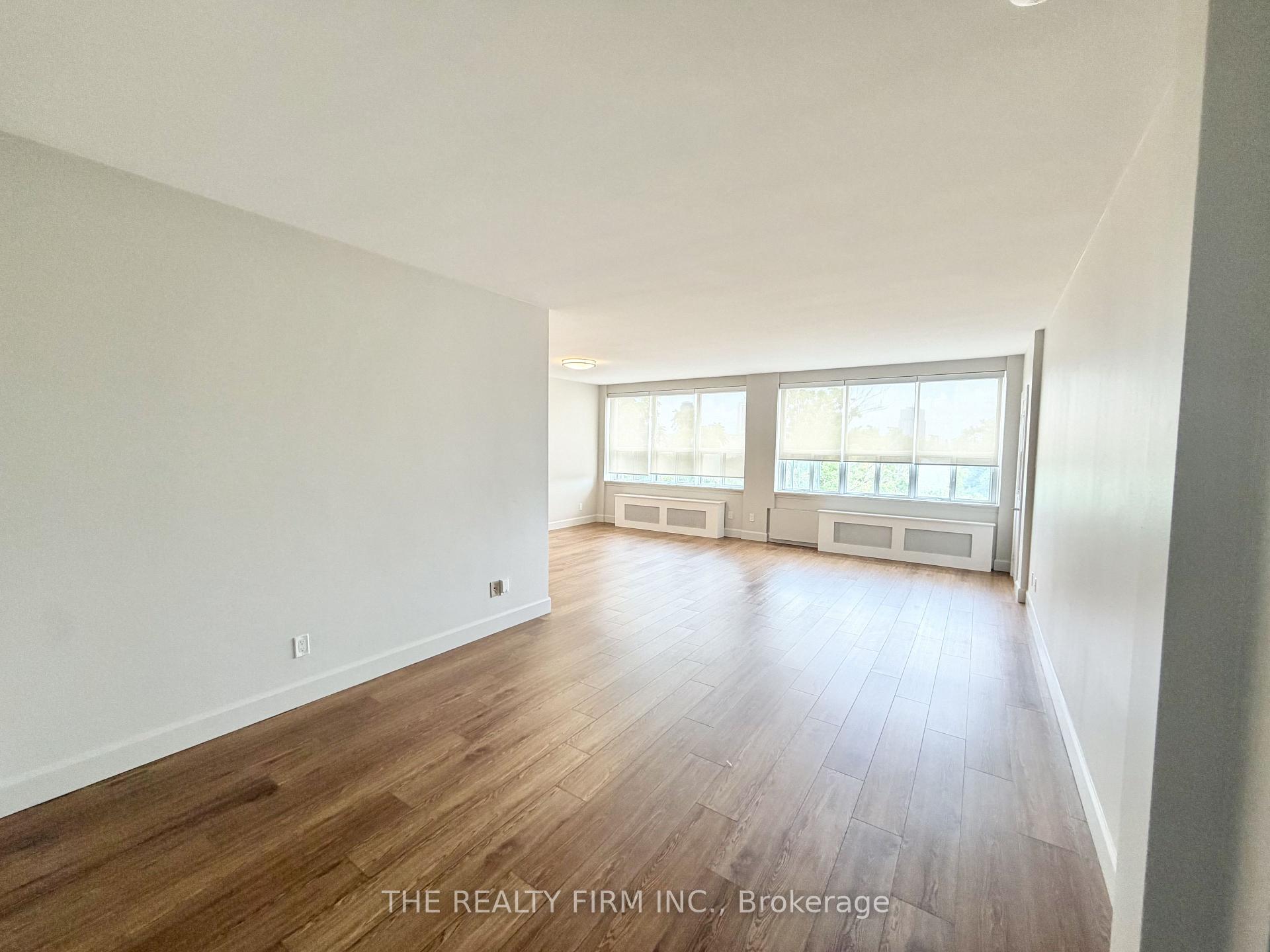 Photo 3 of Unit 801, 10 Beechwood Place, London, South F — HOMEH