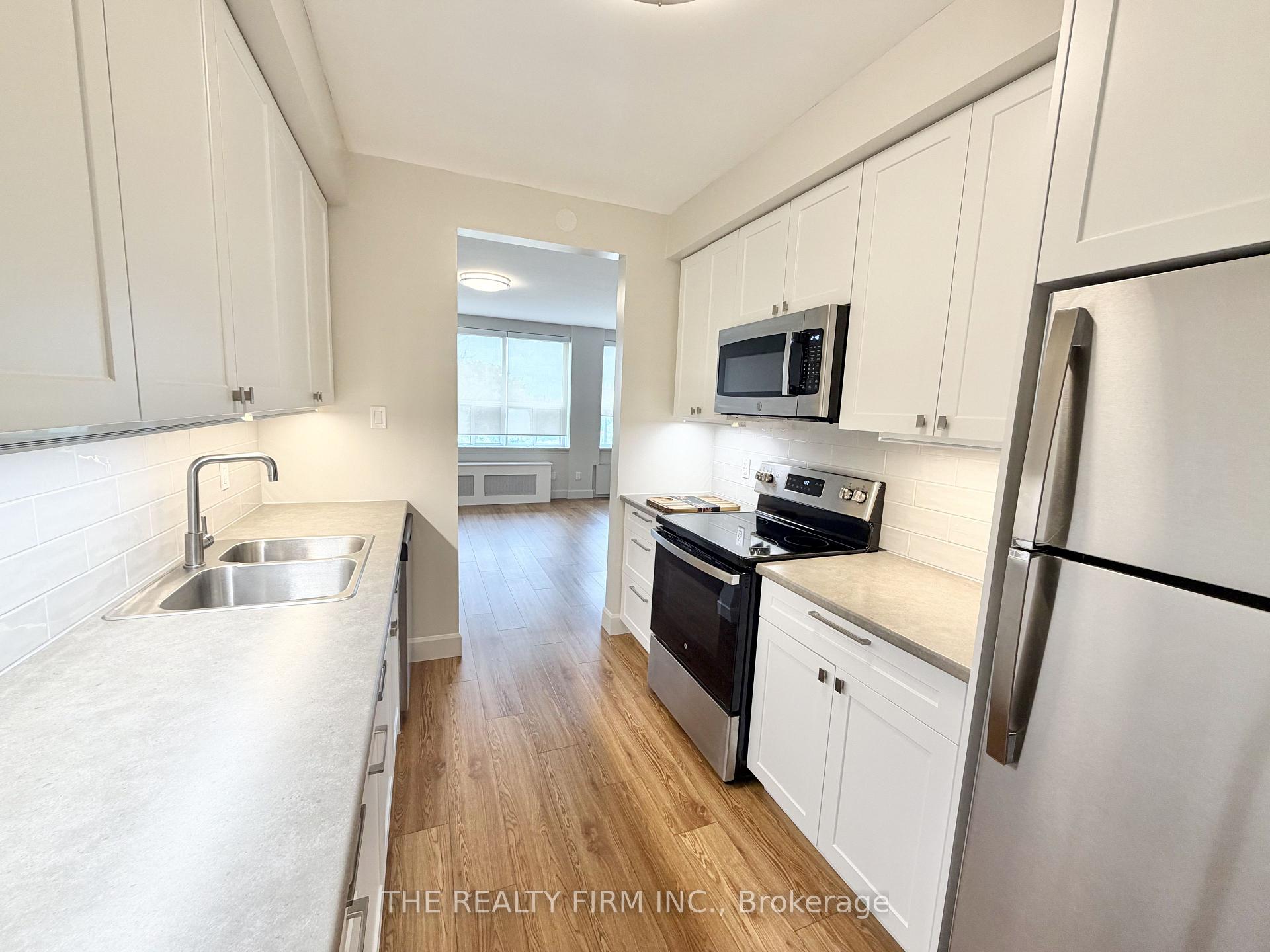 Photo 8 of Unit 801, 10 Beechwood Place, London, South F — HOMEH