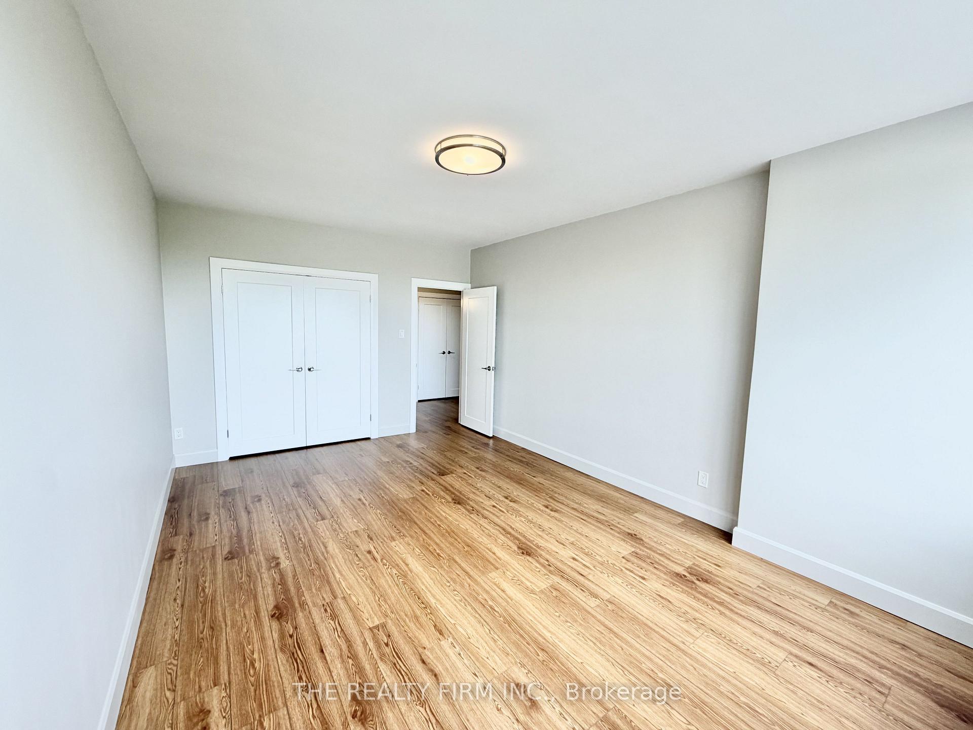 Photo 12 of Unit 801, 10 Beechwood Place, London, South F — HOMEH