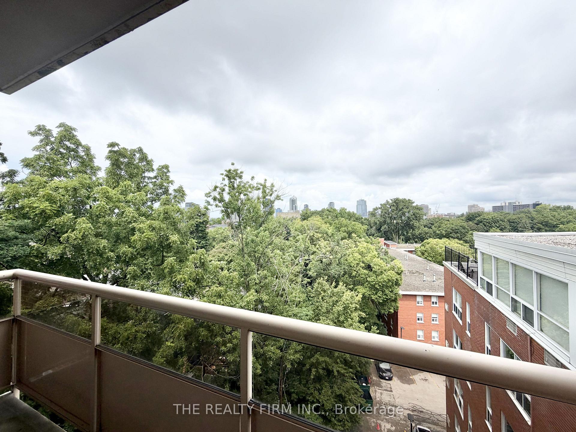 Photo 15 of Unit 801, 10 Beechwood Place, London, South F — HOMEH