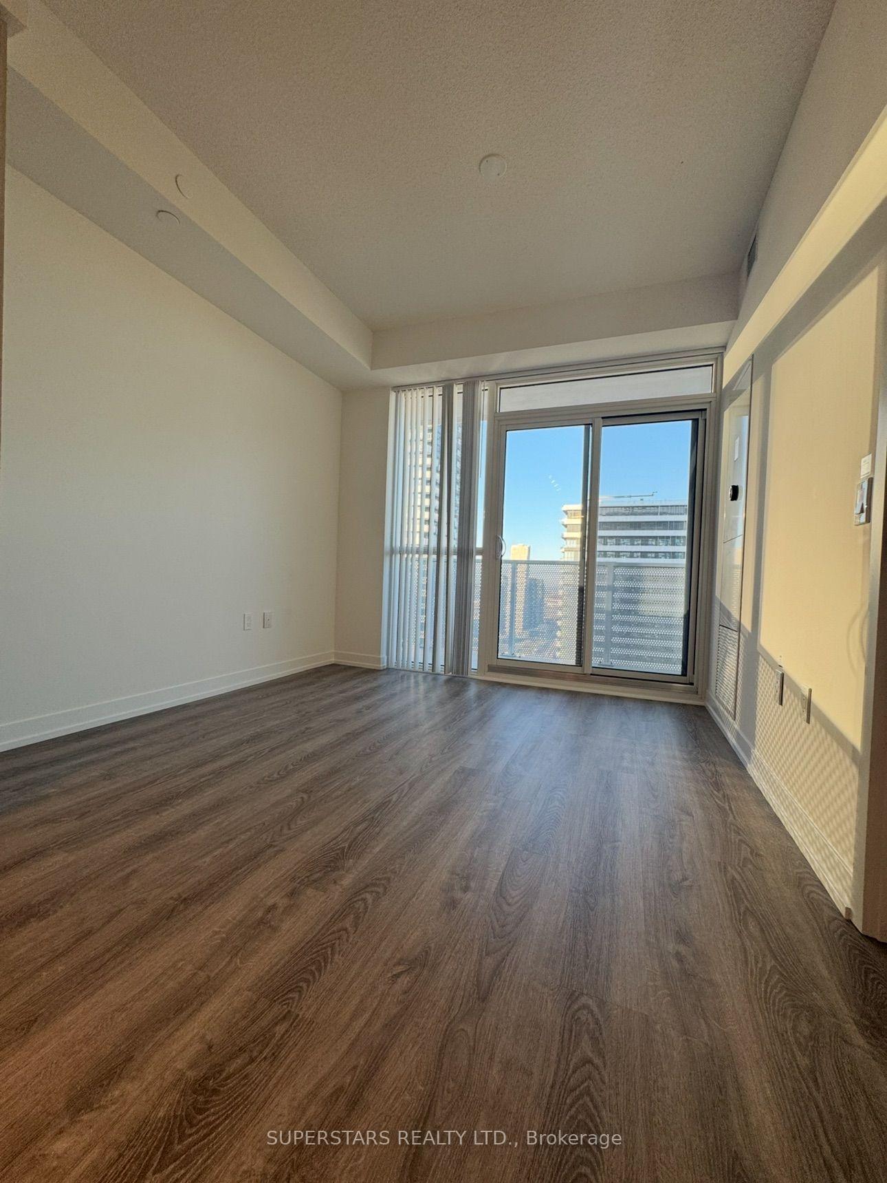 Photo 5 of Unit 4517, 195 Commerce Street, Vaughan, Vaughan Corporate Centre — HOMEH