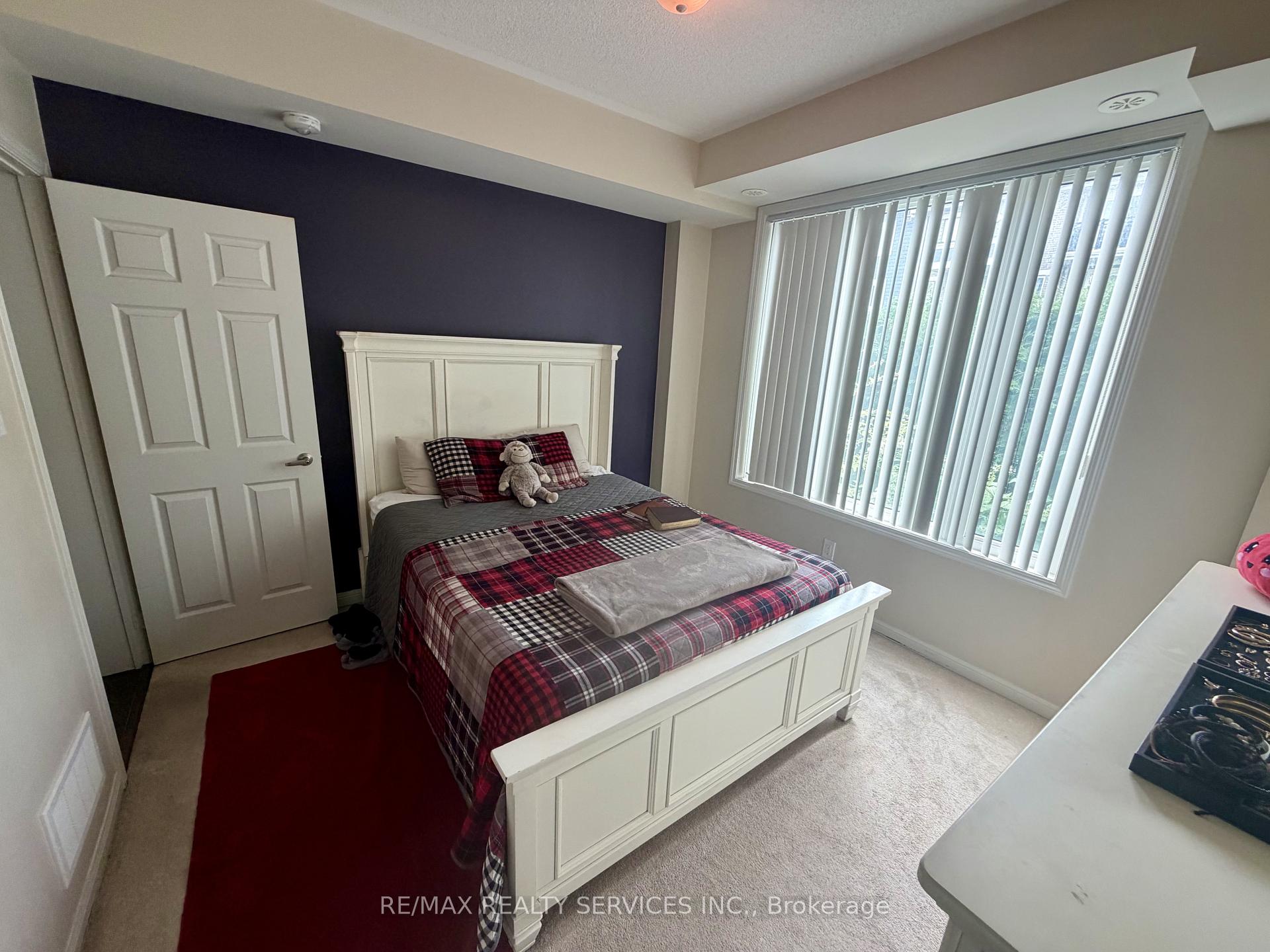 Photo 14 of Unit 256, 250 Sunny Meadow Boulevard, Brampton, Sandringham-Wellington — HOMEH