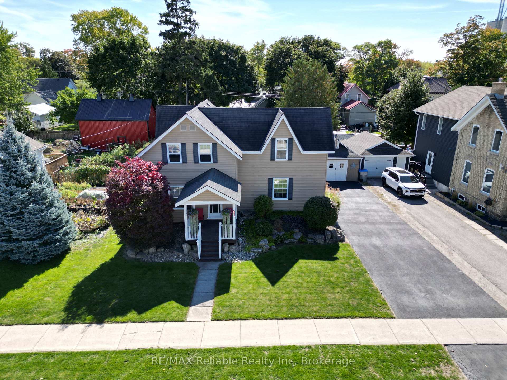 Photo 3 of 91 King Street, Bluewater, Hensall — HOMEH