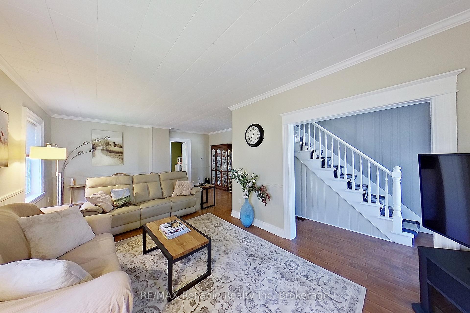 Photo 11 of 91 King Street, Bluewater, Hensall — HOMEH