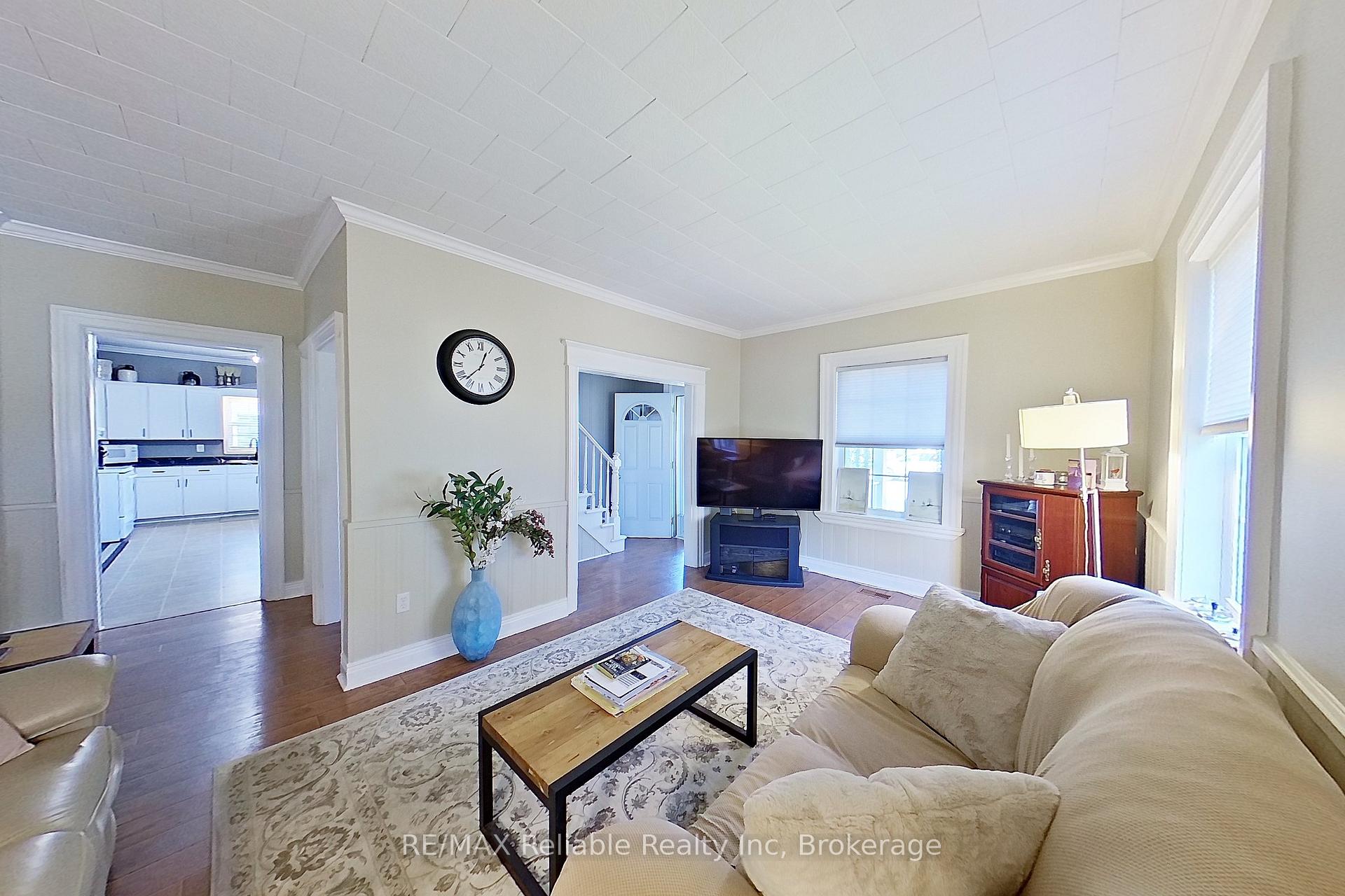Photo 13 of 91 King Street, Bluewater, Hensall — HOMEH
