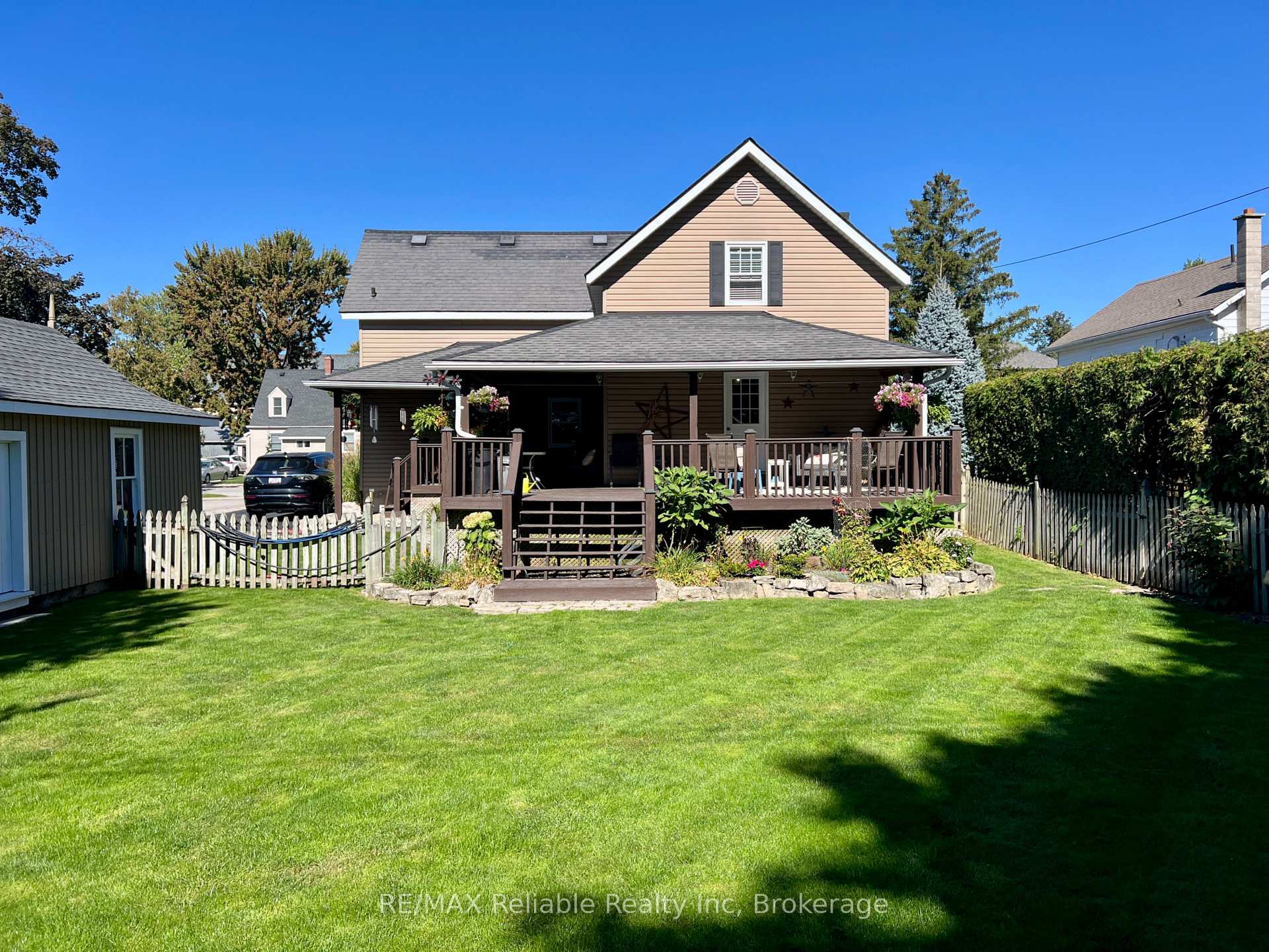 Photo 32 of 91 King Street, Bluewater, Hensall — HOMEH
