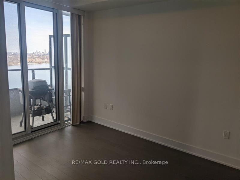 Photo 9 of Unit 3803, 20 Shore Breeze Drive, Etobicoke, Mimico — HOMEH