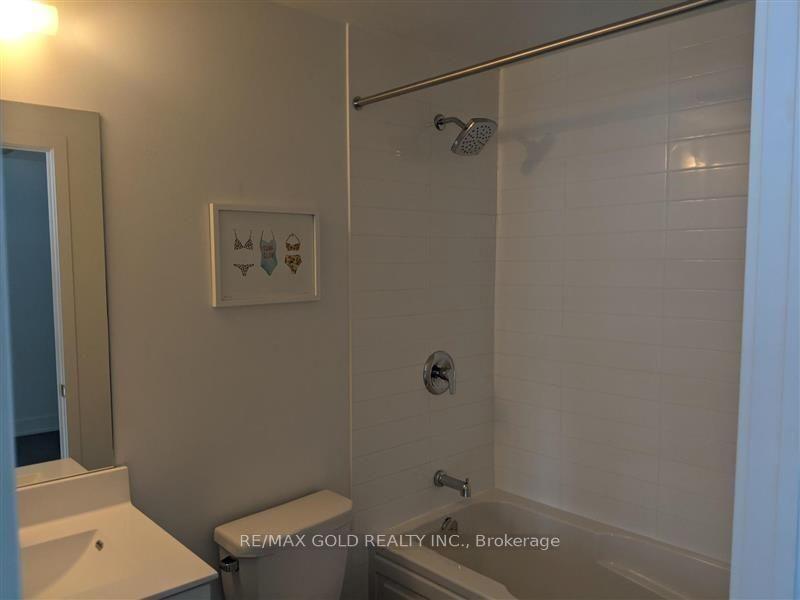 Photo 10 of Unit 3803, 20 Shore Breeze Drive, Etobicoke, Mimico — HOMEH