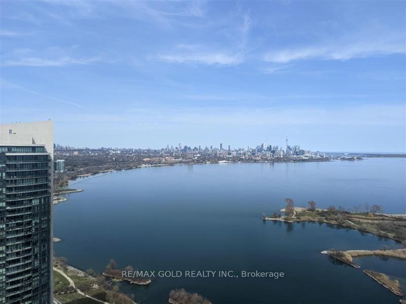 Photo 14 of Unit 3803, 20 Shore Breeze Drive, Etobicoke, Mimico — HOMEH