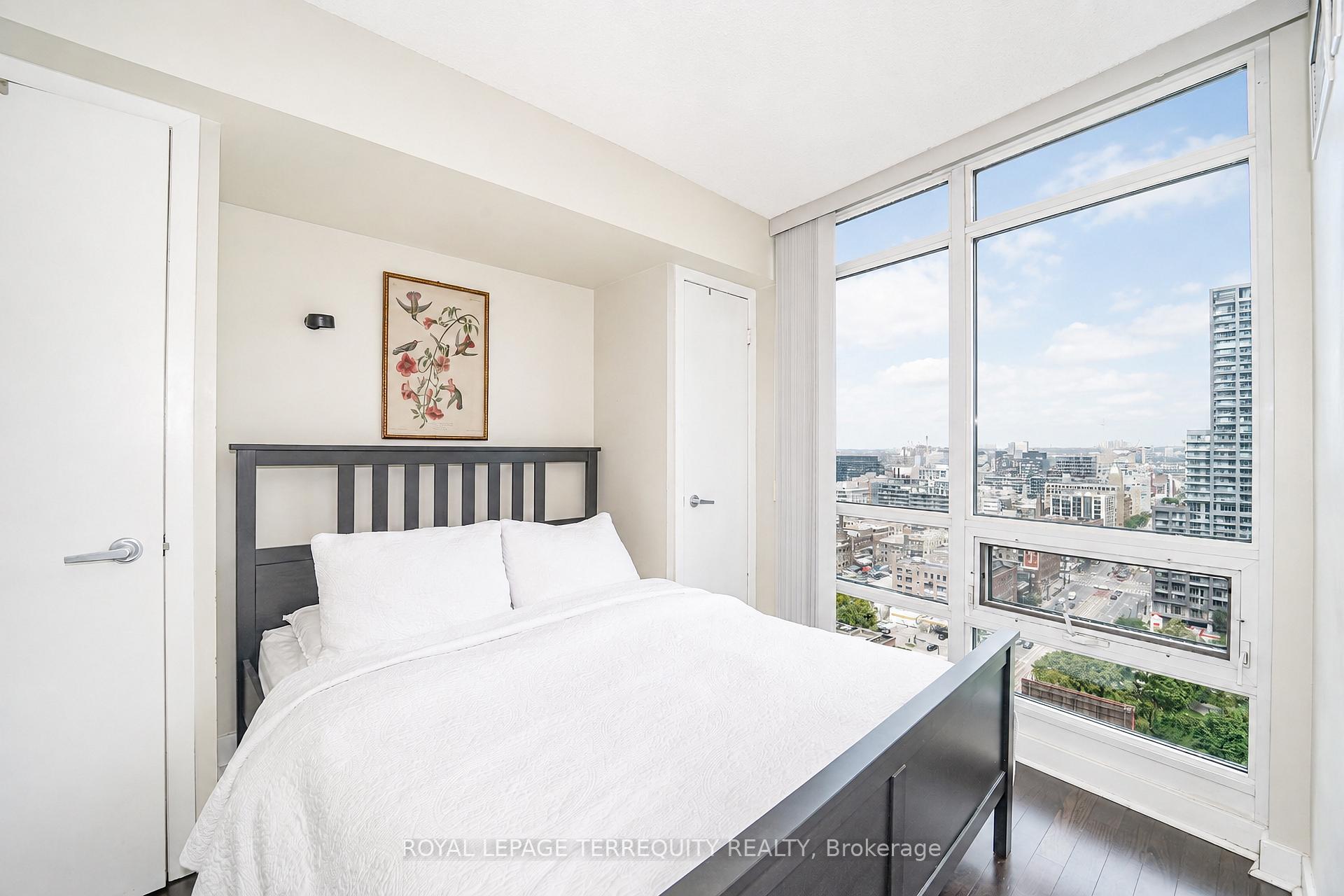 Photo 11 of Unit 2907, 397 Front Street W, Toronto, Waterfront Communities — HOMEH