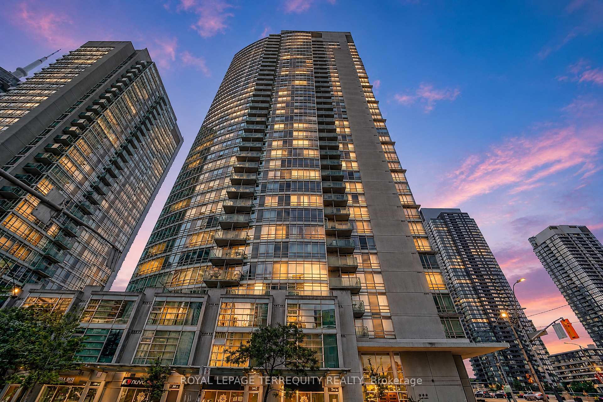 Photo 27 of Unit 2907, 397 Front Street W, Toronto, Waterfront Communities — HOMEH