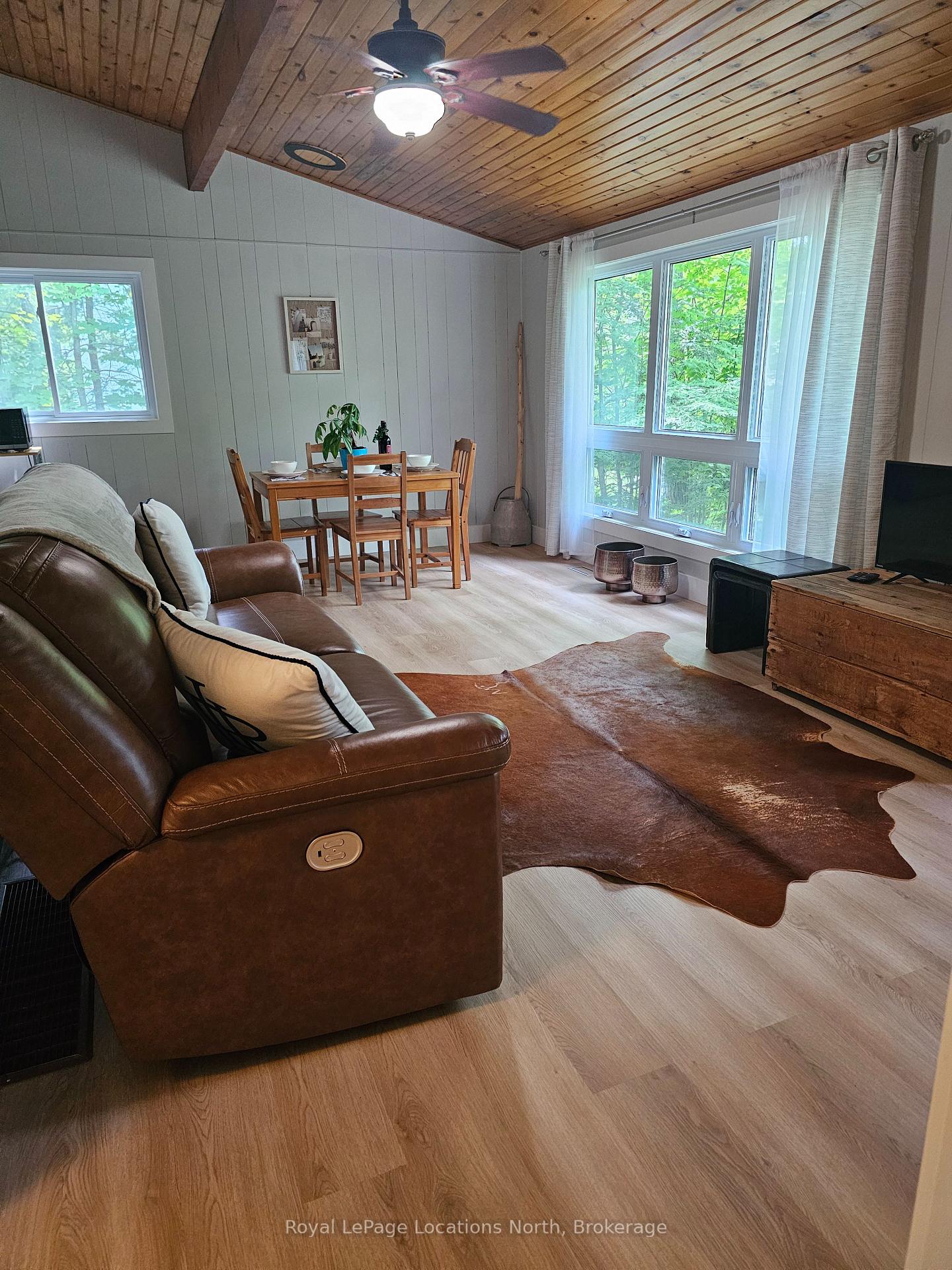 Photo 14 of 1204 Tiny Beaches Road North, Tiny, Rural Tiny — HOMEH