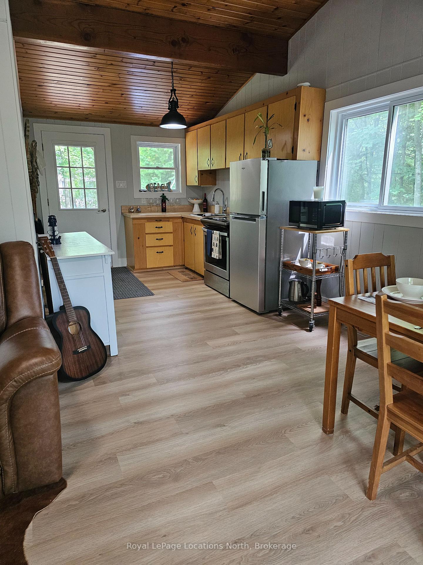Photo 16 of 1204 Tiny Beaches Road North, Tiny, Rural Tiny — HOMEH
