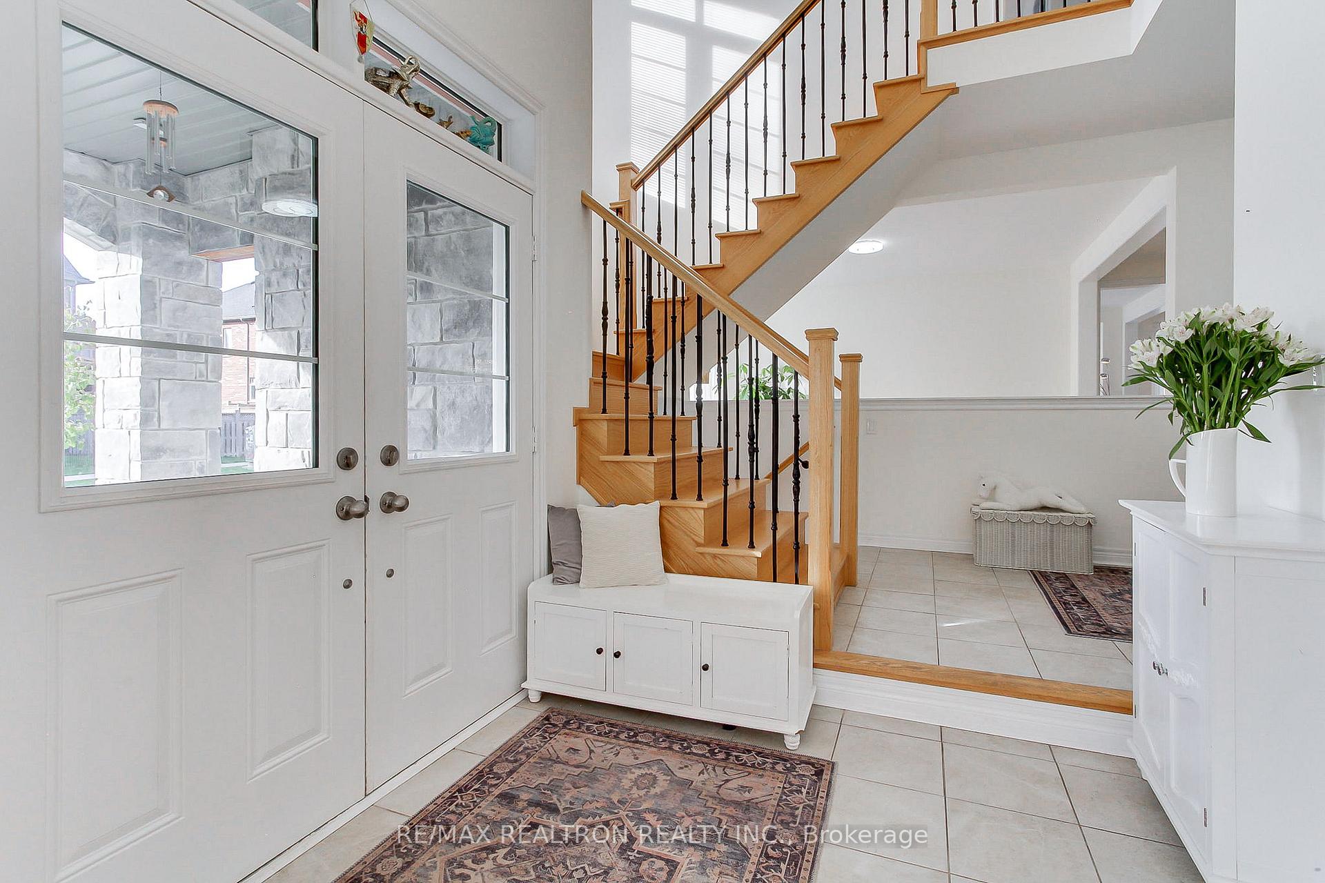 Photo 8 of 2236 Lozenby Street, Innisfil, Alcona — HOMEH