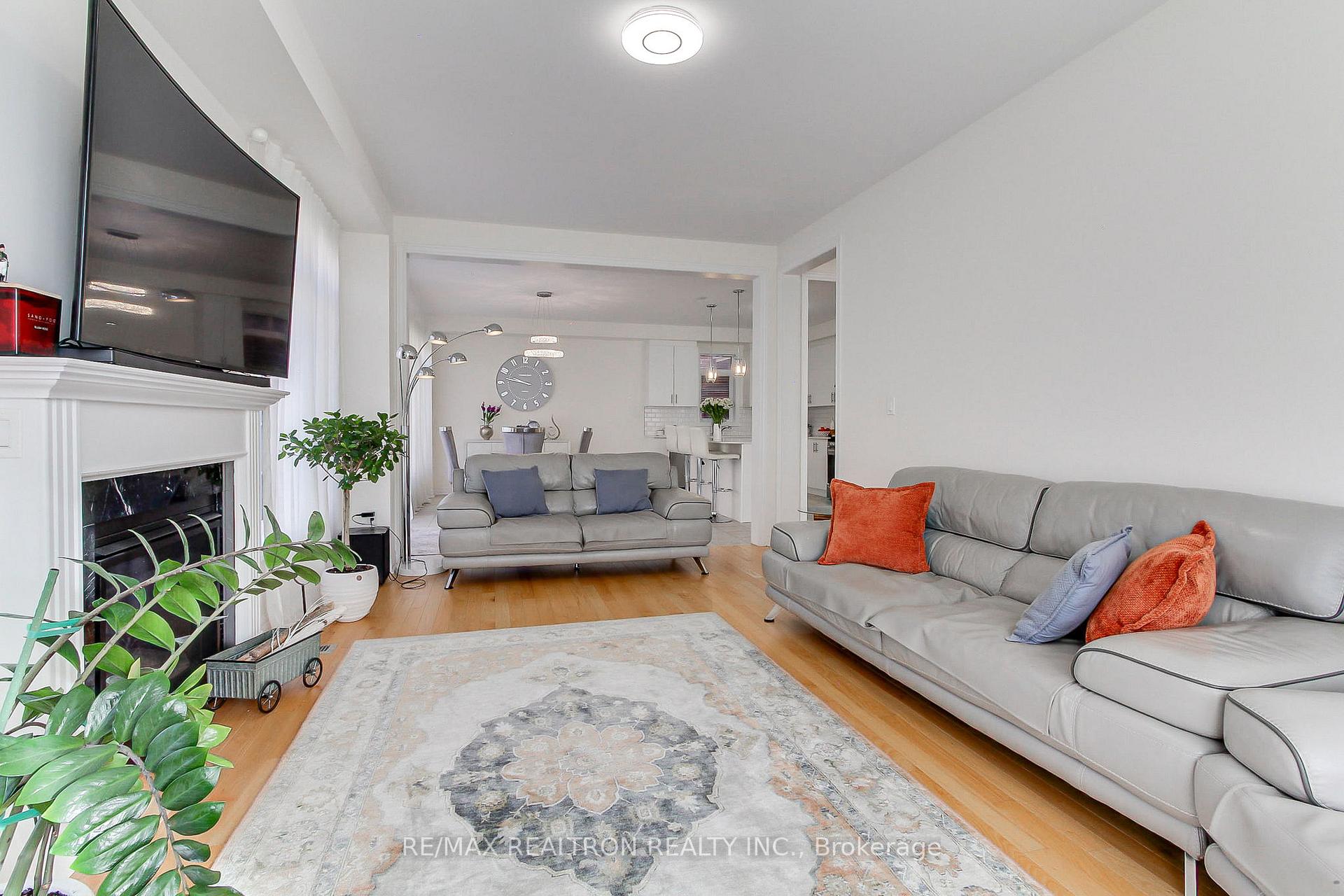 Photo 24 of 2236 Lozenby Street, Innisfil, Alcona — HOMEH
